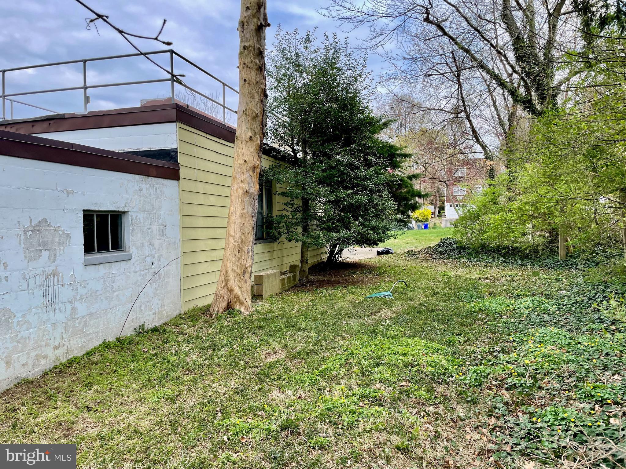 ROCKLEDGE - Residential