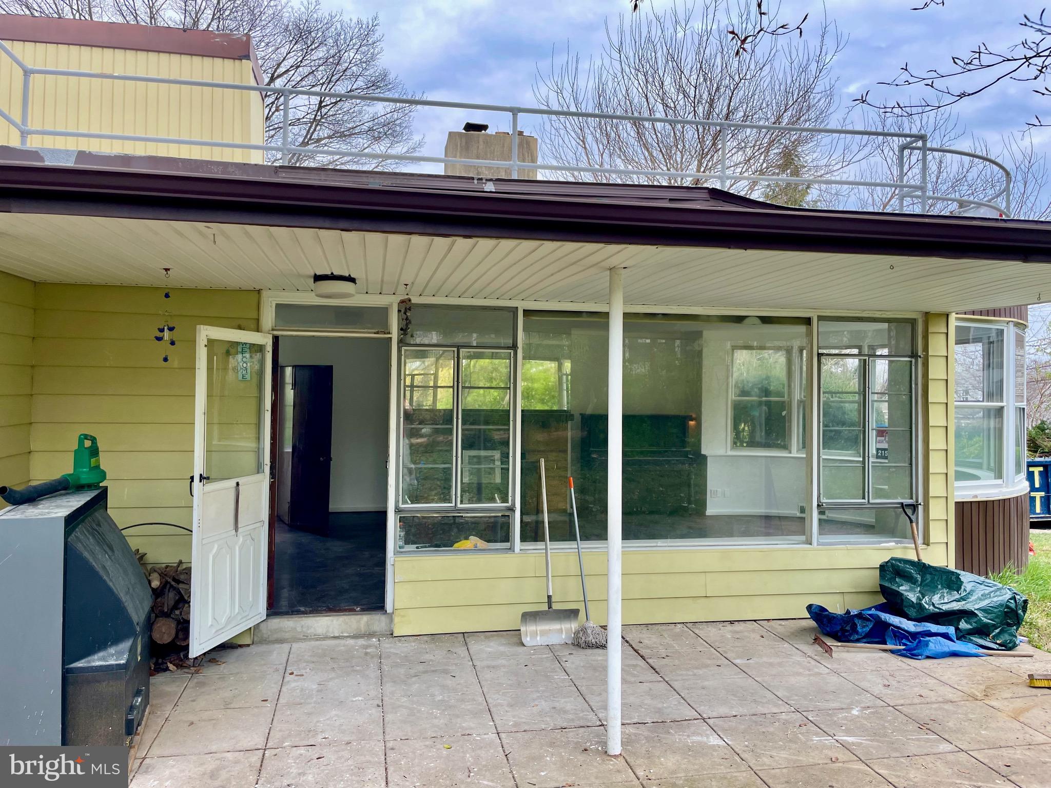 ROCKLEDGE - Residential