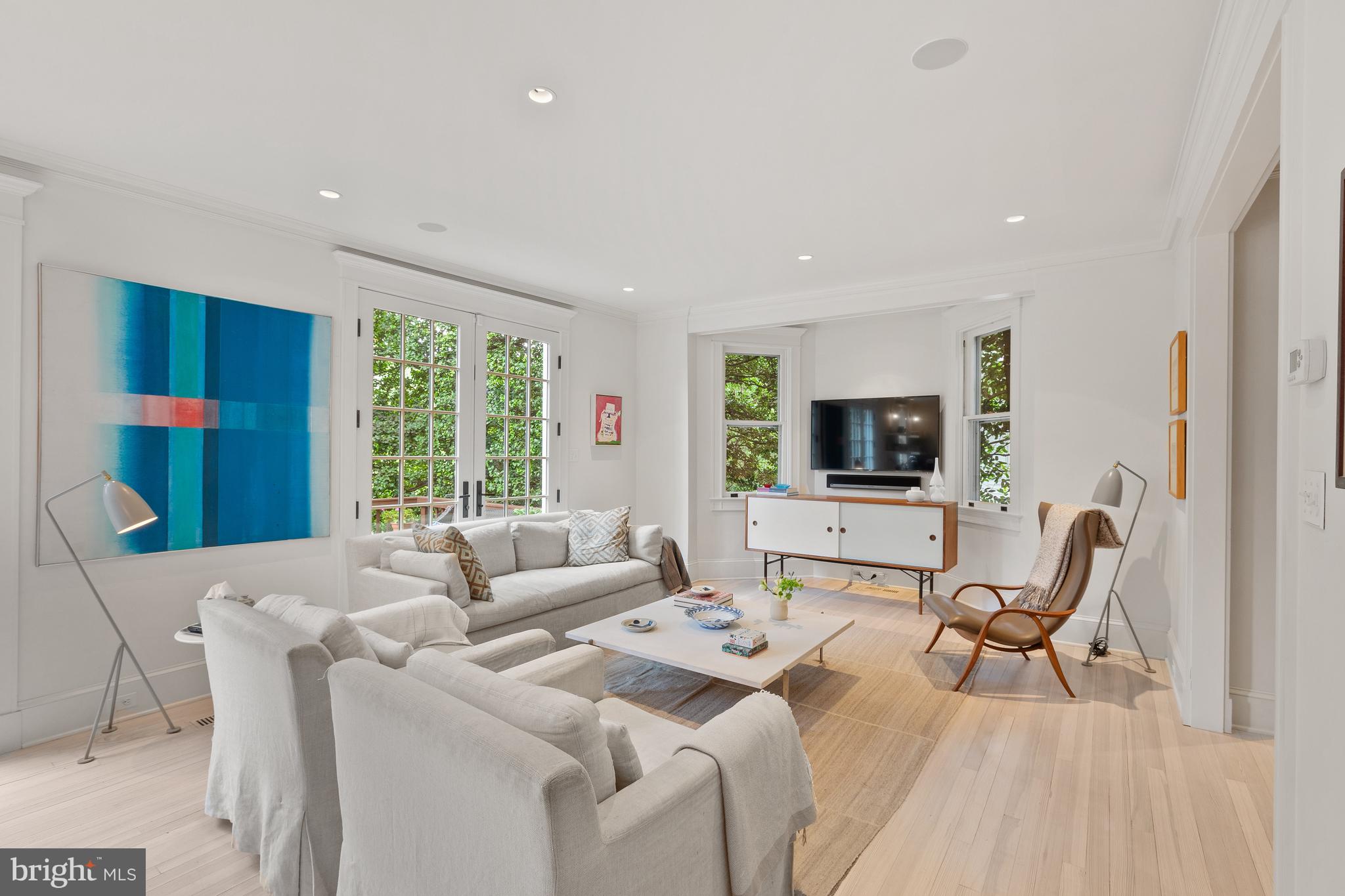 CLEVELAND PARK - Residential