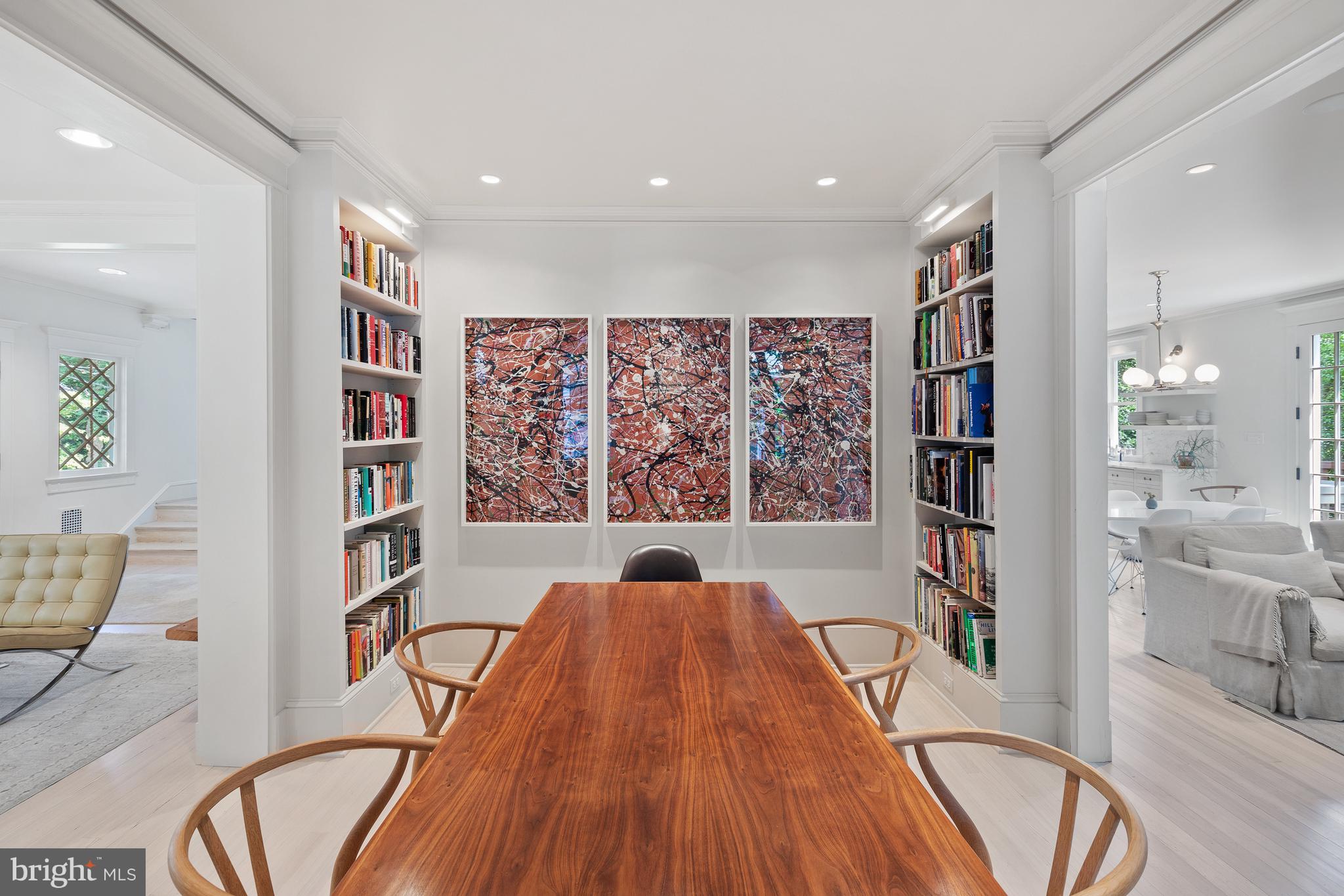 CLEVELAND PARK - Residential
