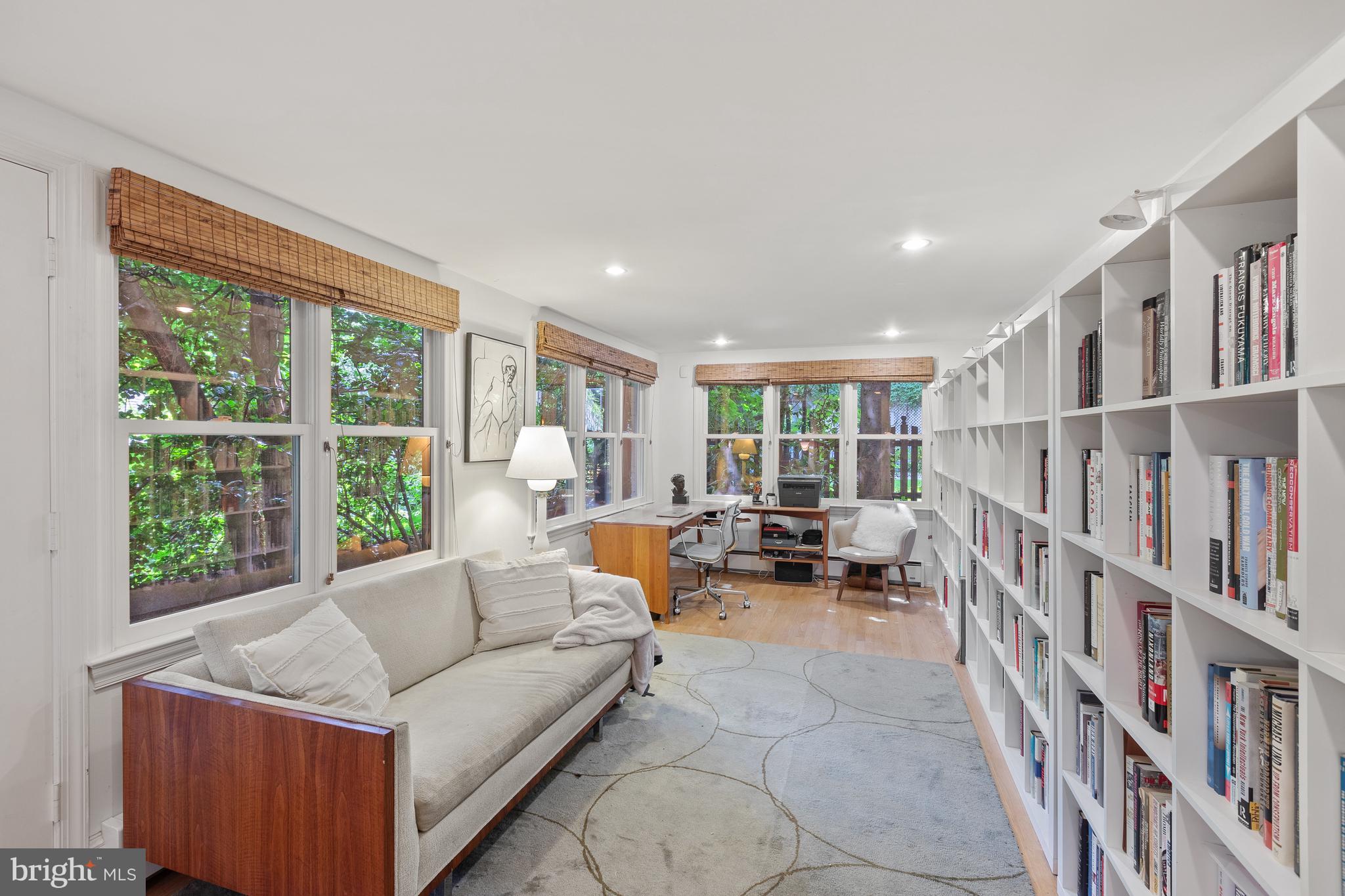 CLEVELAND PARK - Residential