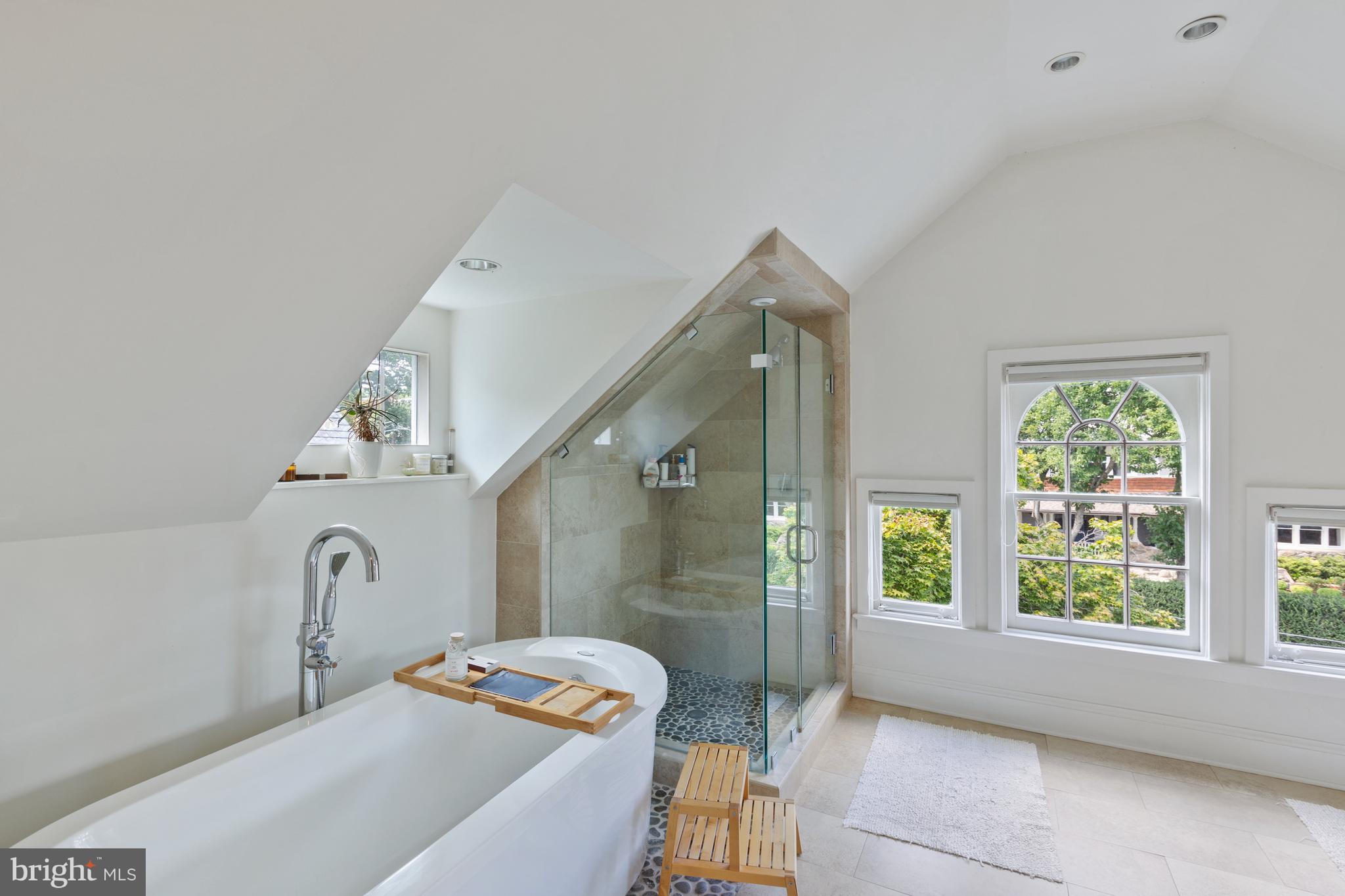 CLEVELAND PARK - Residential
