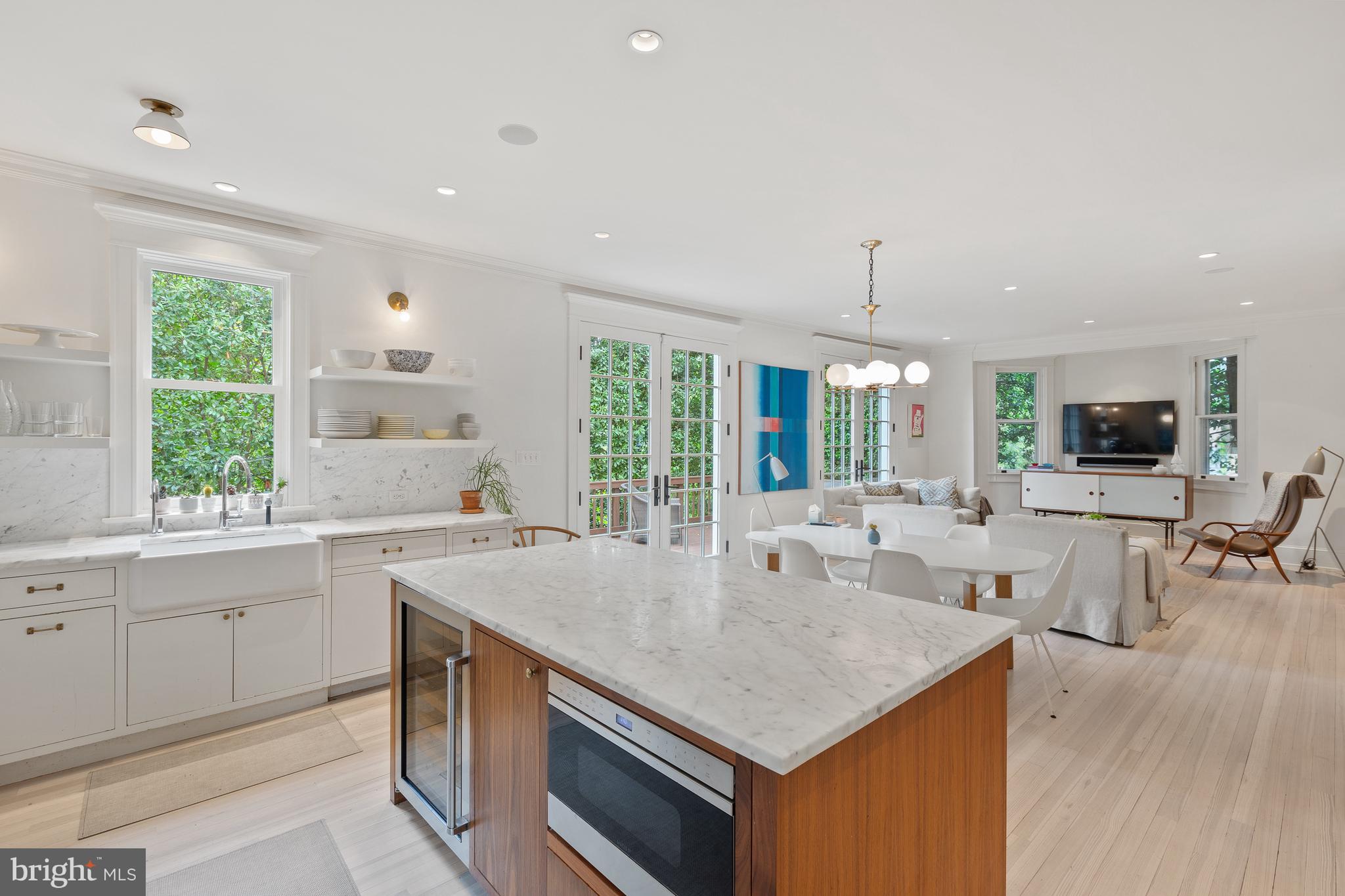CLEVELAND PARK - Residential