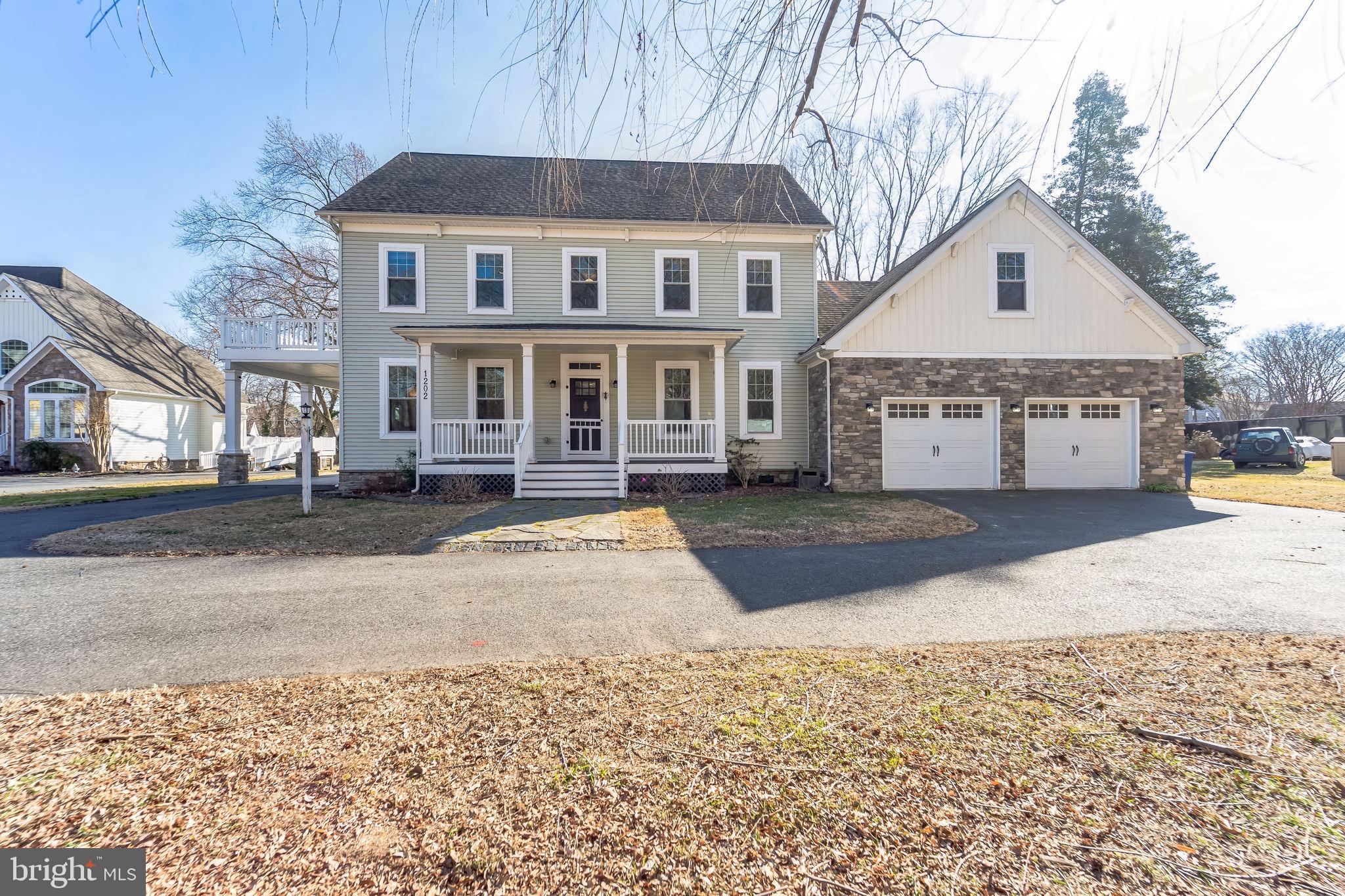 BOWLEYS QUARTERS - Residential