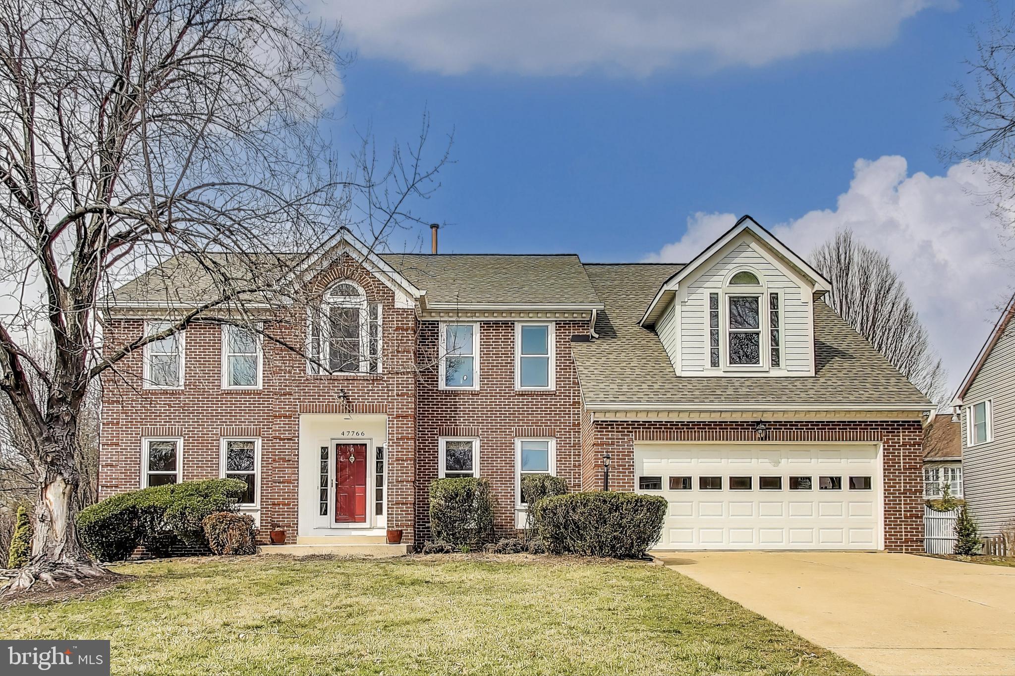 Welcome to this ready-to-move-in "forever" home. The roof, windows were replaced in
the last five years, and all the carpeting in lower floor is brand
new. LIVING ROOM: It has a two story ceiling with a balcony overlook
from the second floor, skylights, and a stone fireplace. DINING ROOM:
It has crown molding, hardwood floors and is great for guest meals.
KITCHEN: A modern beauty with granite counter tops, classy cabinets, a
gas stove on an island, stainless steel appliances, and an eat-in
area. Most of the first floor has beautiful reddish hardwood floors,
except the kitchen area with its tile flooring. OWNER BR: A very
spacious bedroom with vaulted ceilings, a private full bath with a
jetted tub. and a large walk-in closet. No micro bedrooms in this
house!! BASEMENT FLOOR has all new carpeting and is mostly finished
square footage, except for the two large storage rooms. You'll have
plenty of room for all your stuff. The basement/ lower floor could be
turned into an in-law suite with the addition of a kitchen, but check
with the Loudoun Co. authorities to be sure. Park in the attached
2-car garage, and there's plenty of room for tools, a workbench, etc.
Spend clement evenings in the back screened-in deck. This is a great
place for entertaining and living. Because it's located on a
cul-de-sac that gets little traffic, the kids can play safely in the
street. YOU JUST GOTTA SEE IT! Talk to your agent about upcoming open
house viewings, and then GET READY TO FALL IN LOVE!! NOTE: Listing
agent is related to the seller.