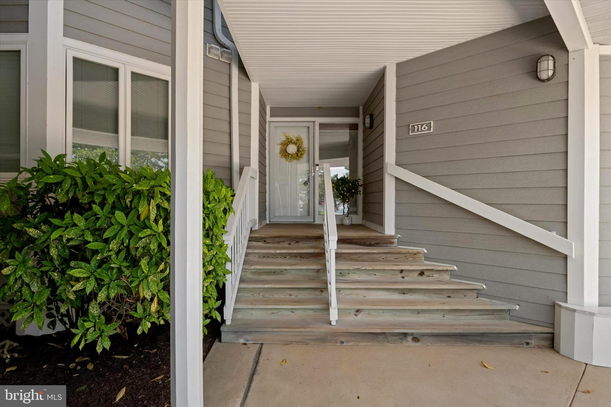 OYSTER COVE - Residential