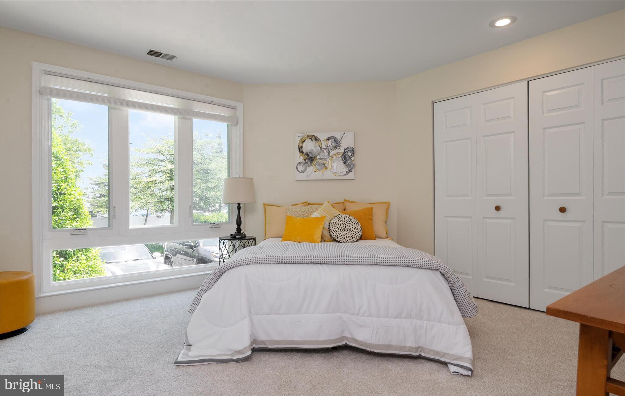 OYSTER COVE - Residential