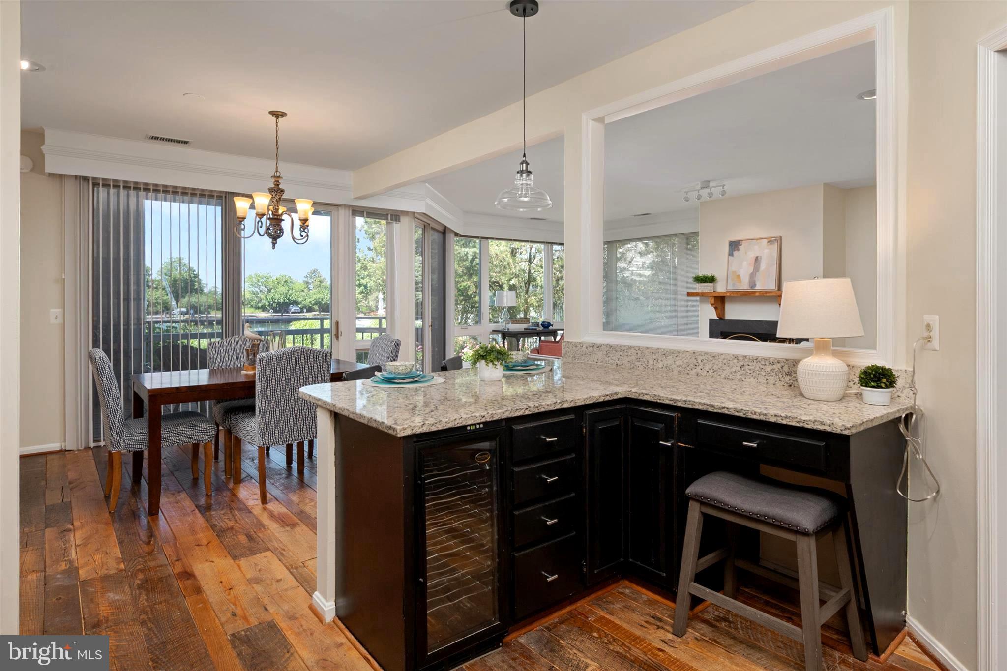 OYSTER COVE - Residential
