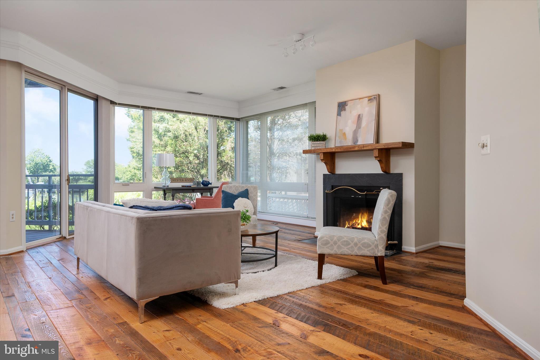 OYSTER COVE - Residential
