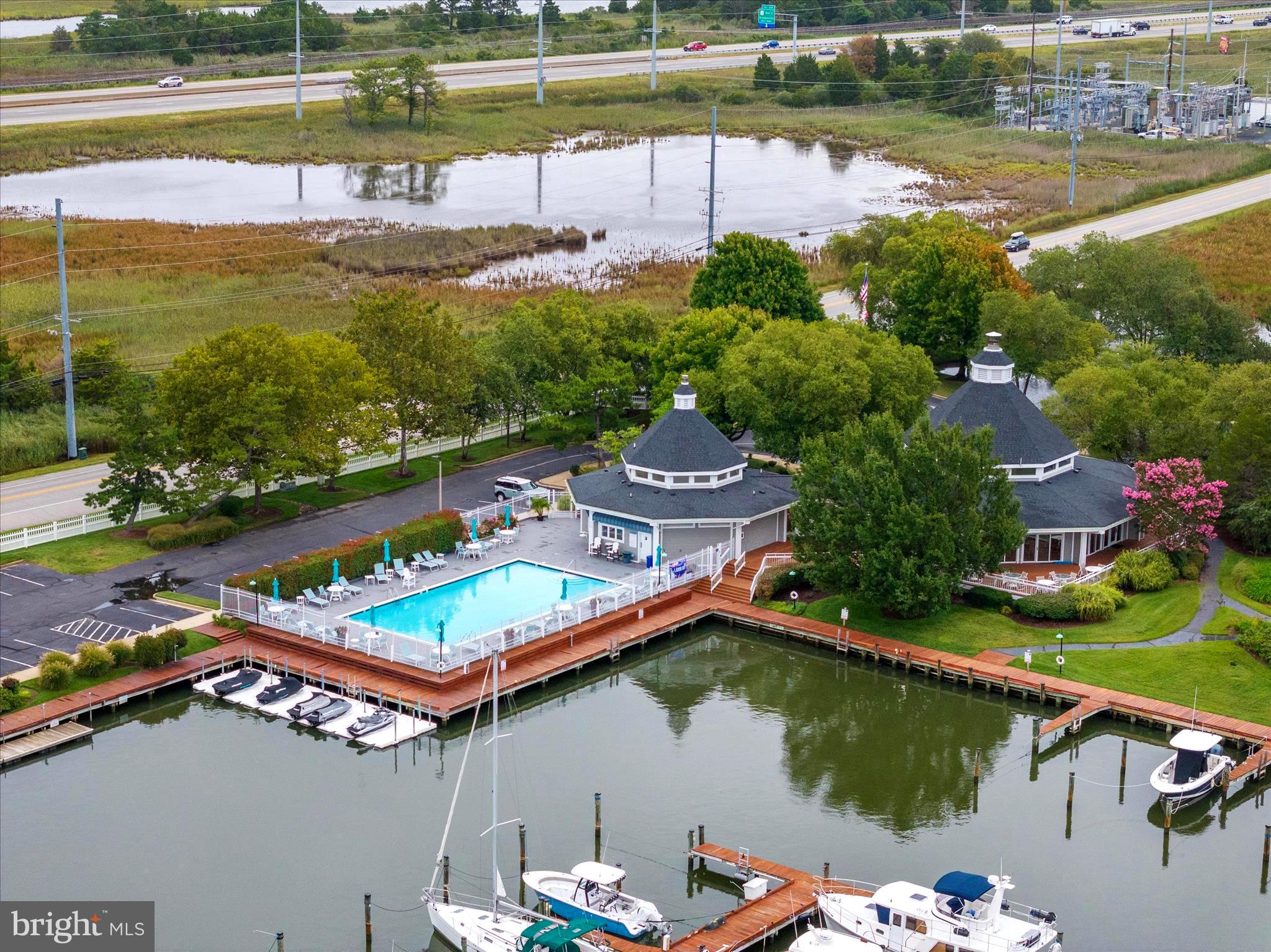 OYSTER COVE - Residential