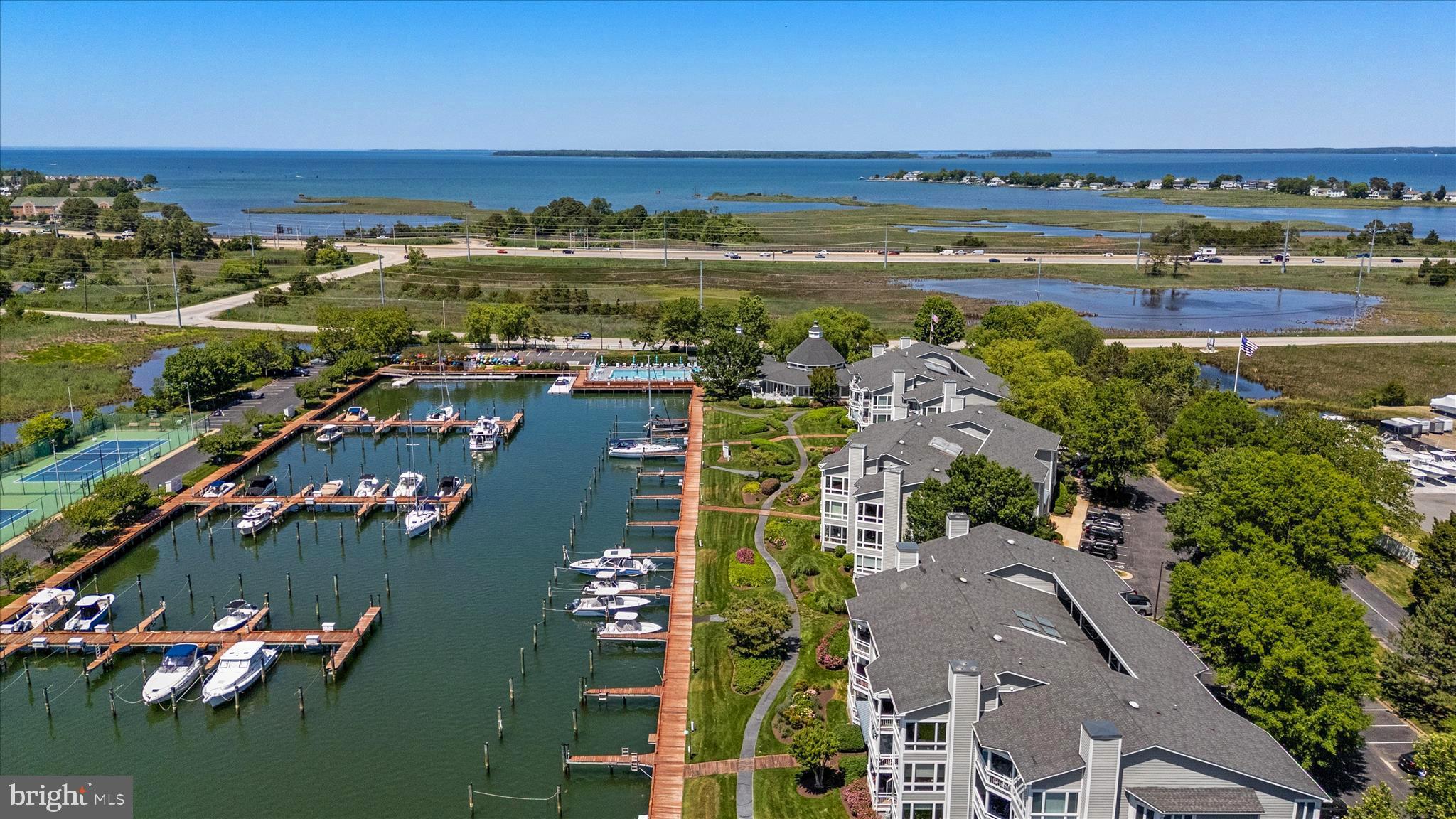 OYSTER COVE - Residential