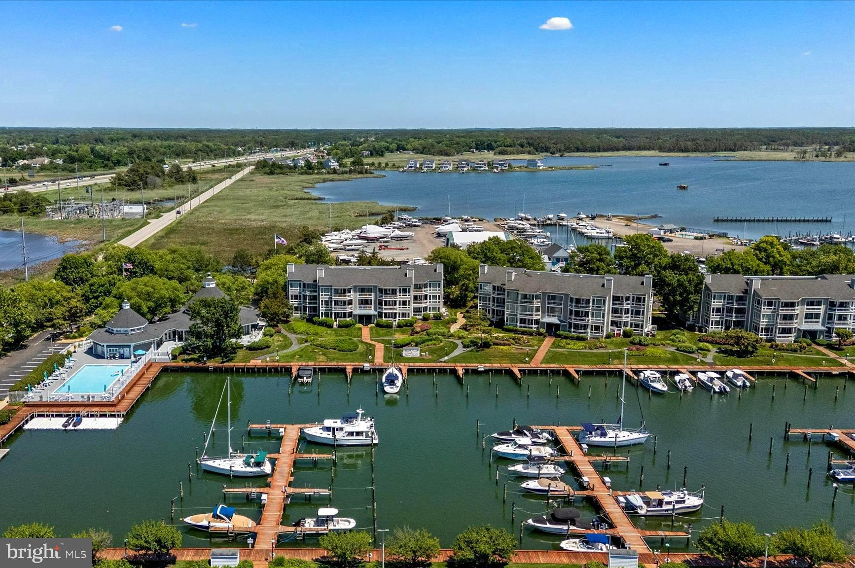OYSTER COVE - Residential