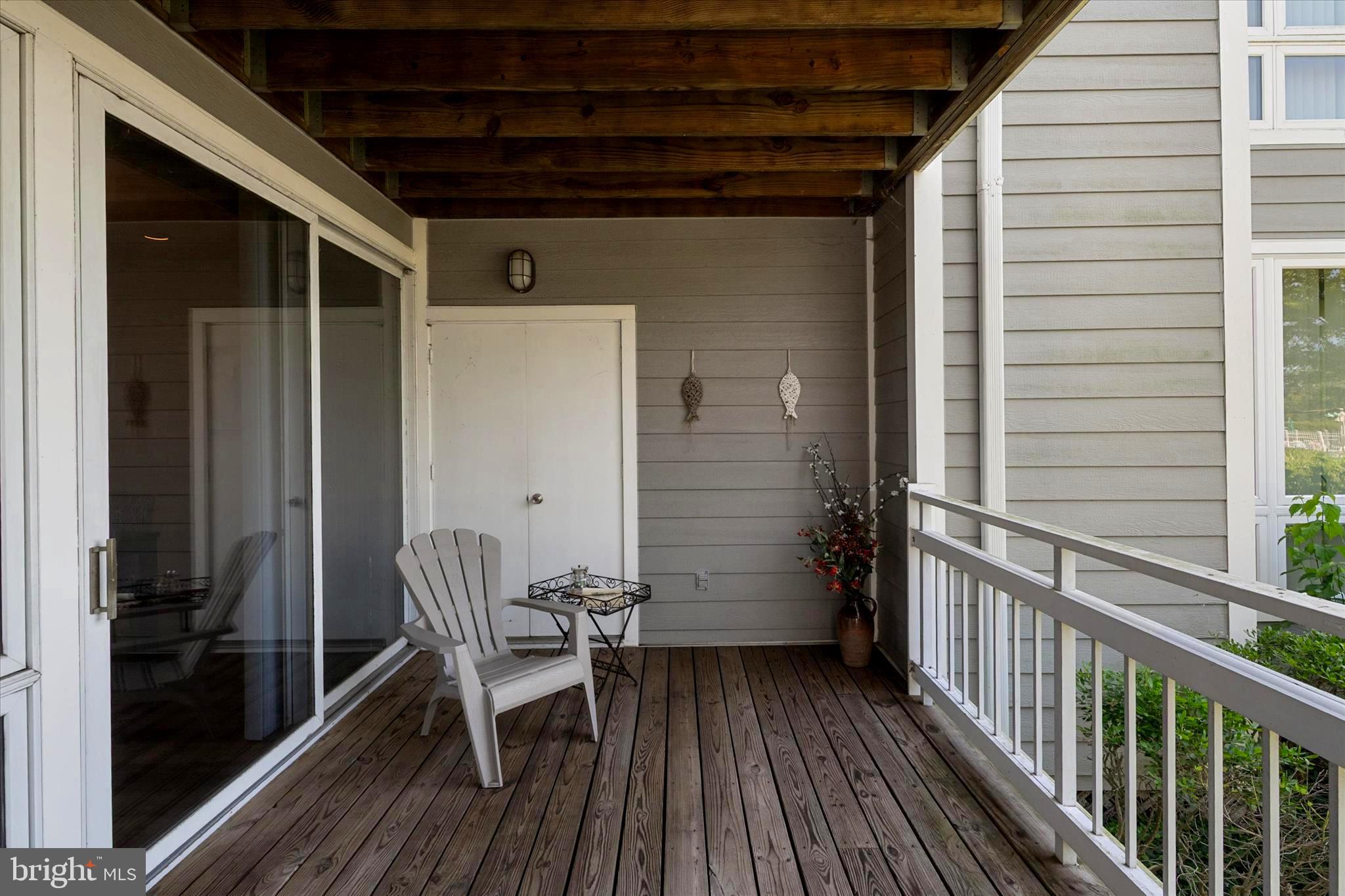 OYSTER COVE - Residential