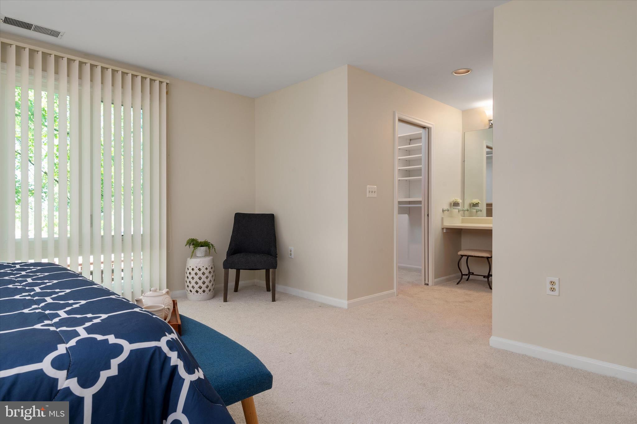 OYSTER COVE - Residential