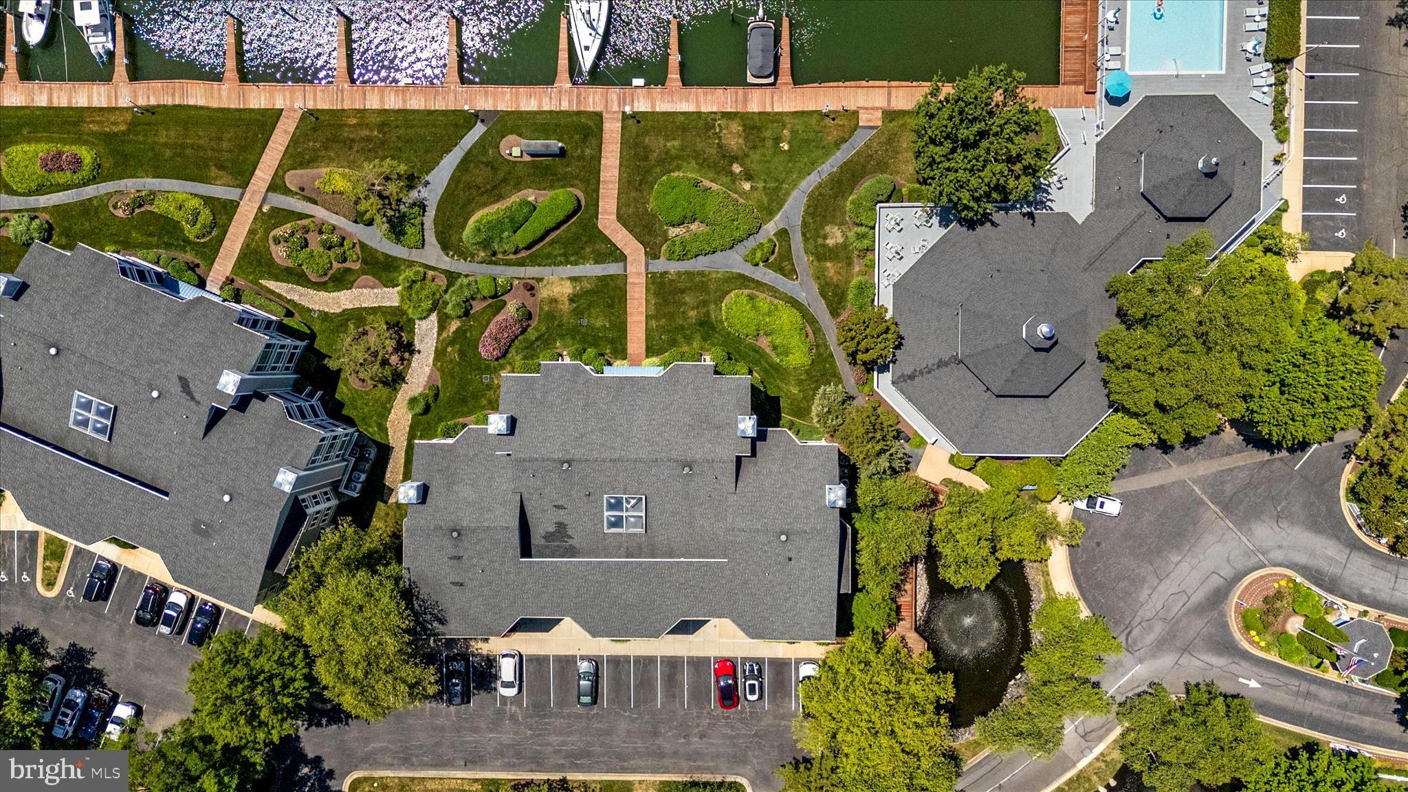 OYSTER COVE - Residential