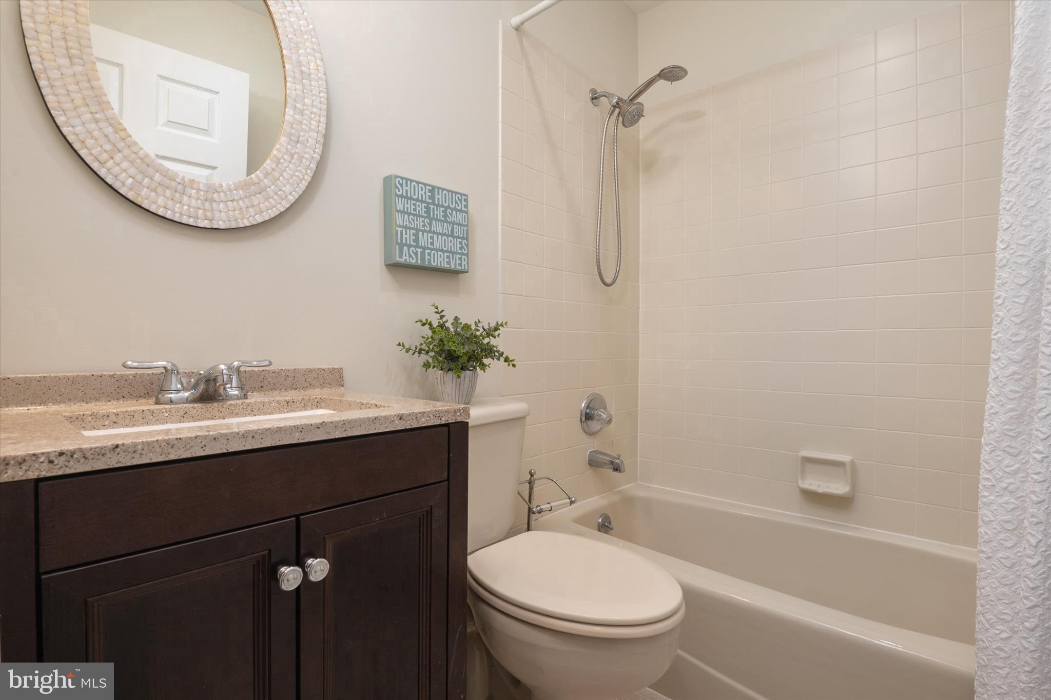 OYSTER COVE - Residential