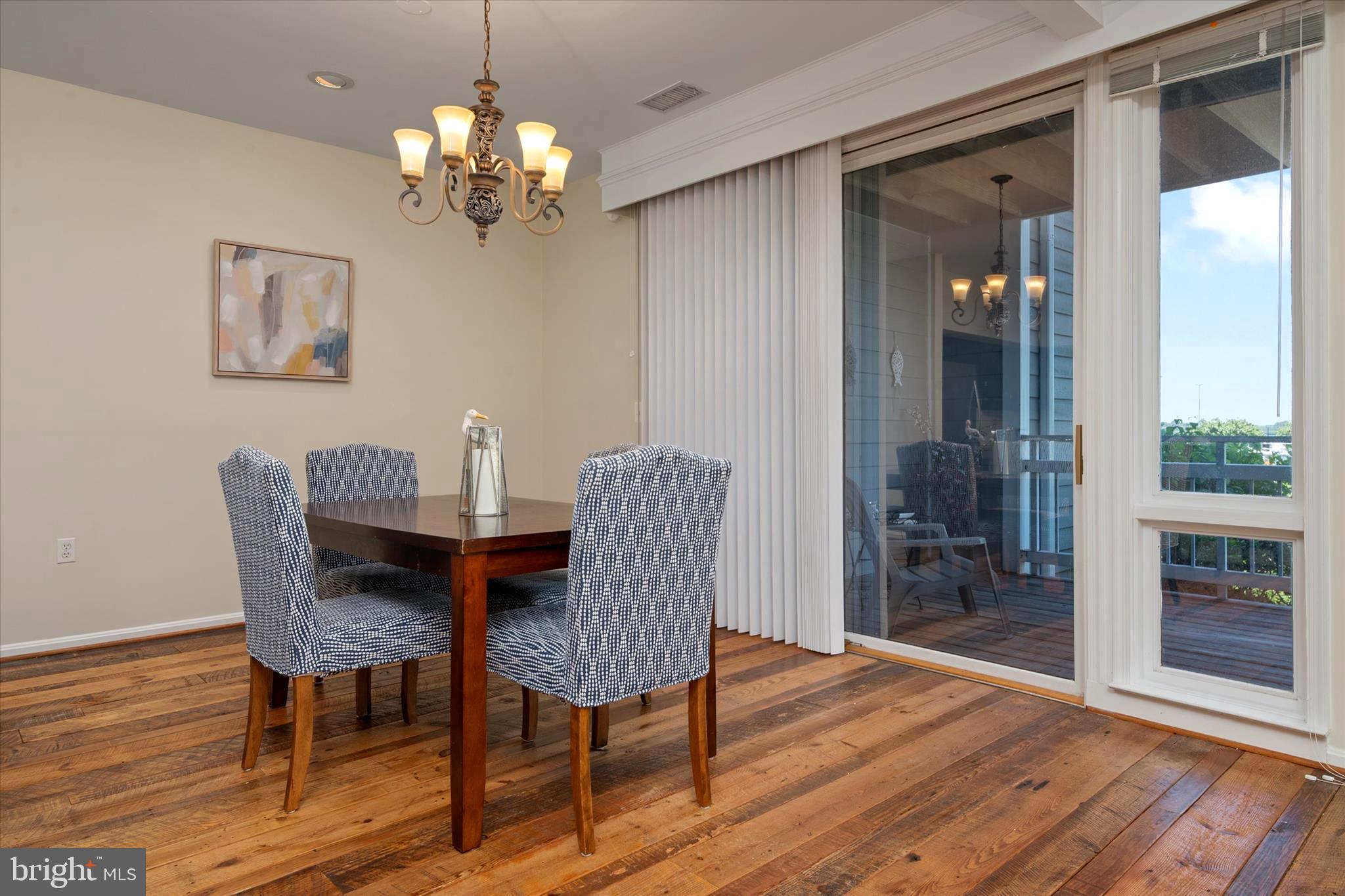 OYSTER COVE - Residential