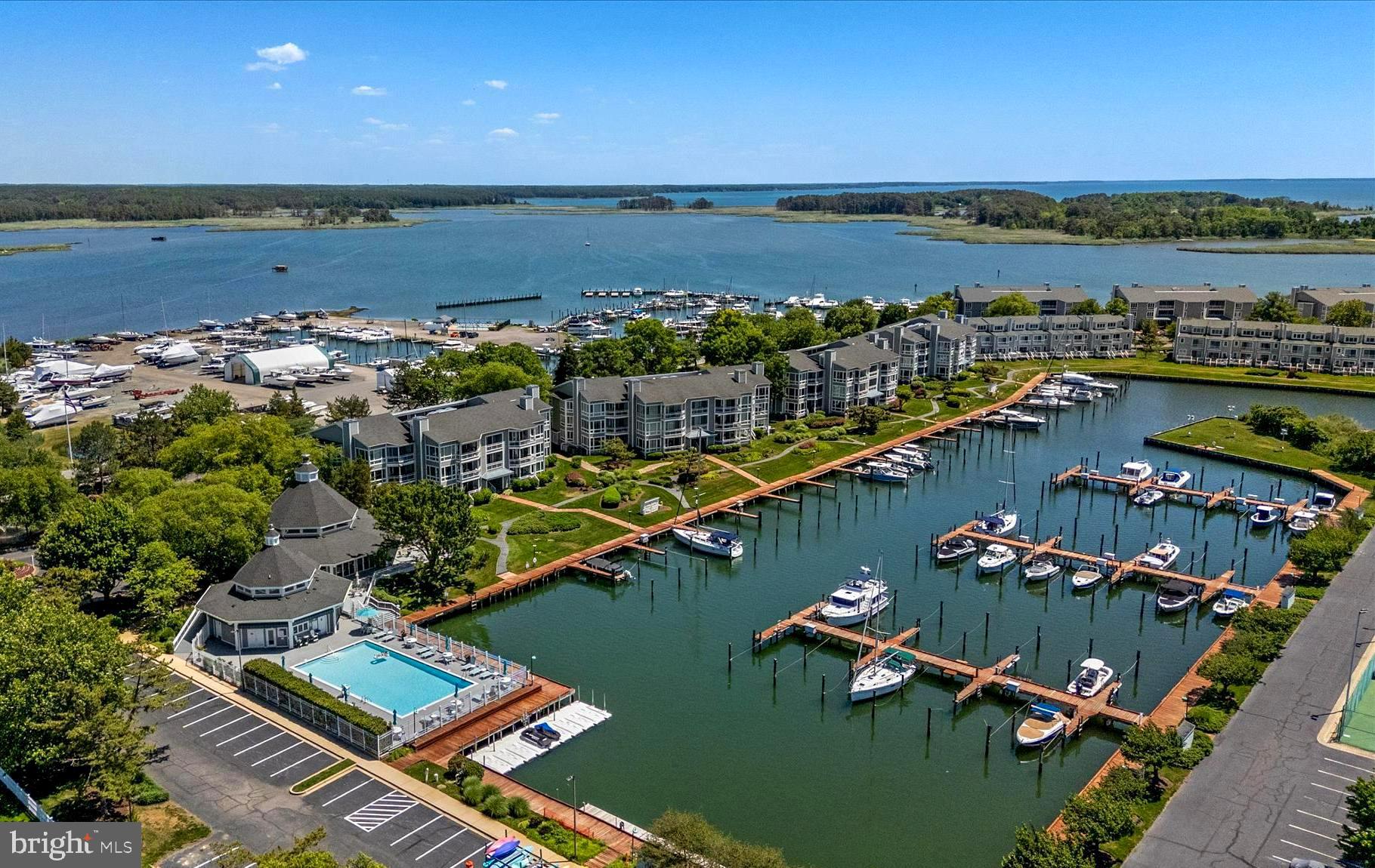 OYSTER COVE - Residential