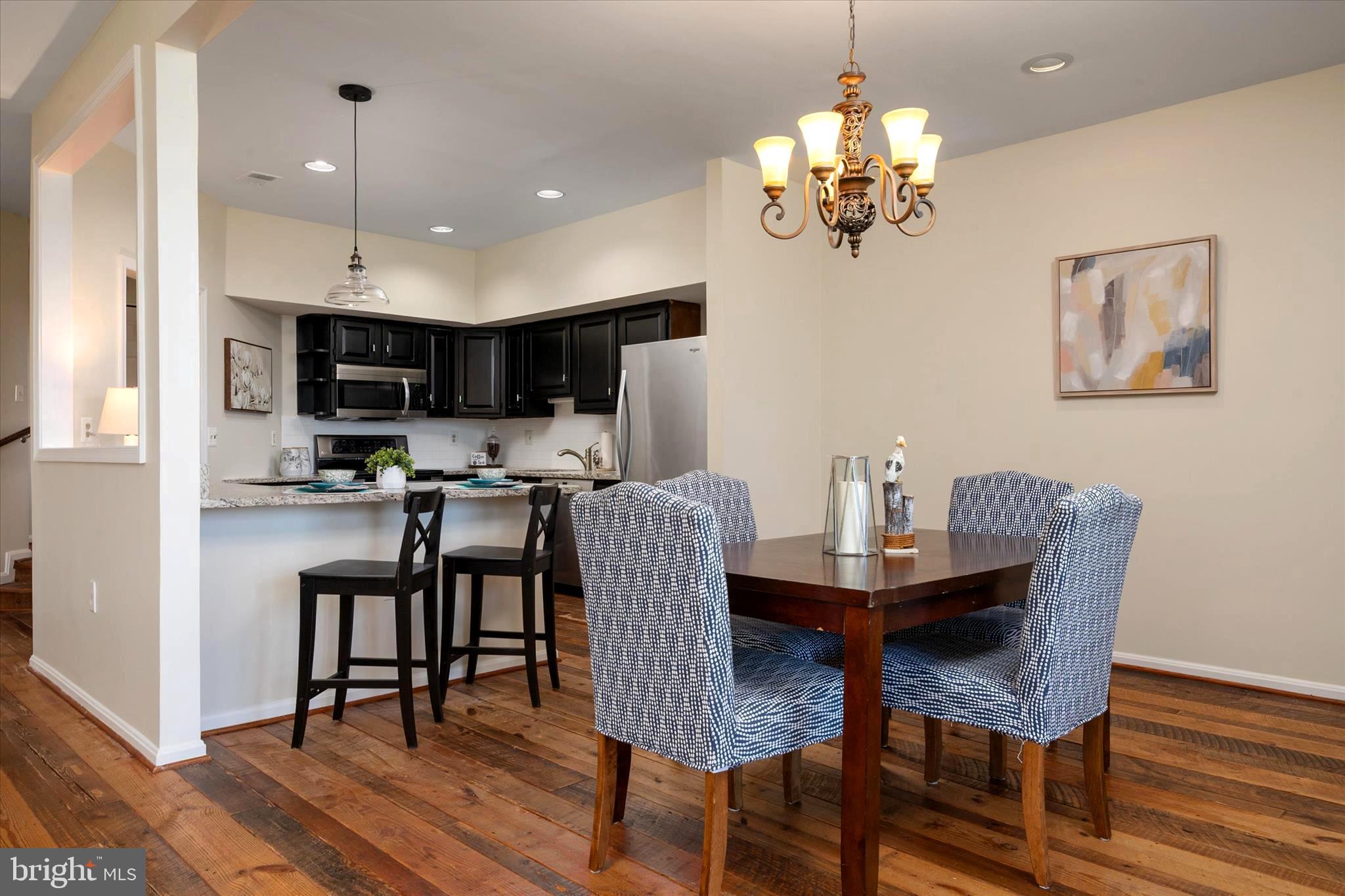 OYSTER COVE - Residential
