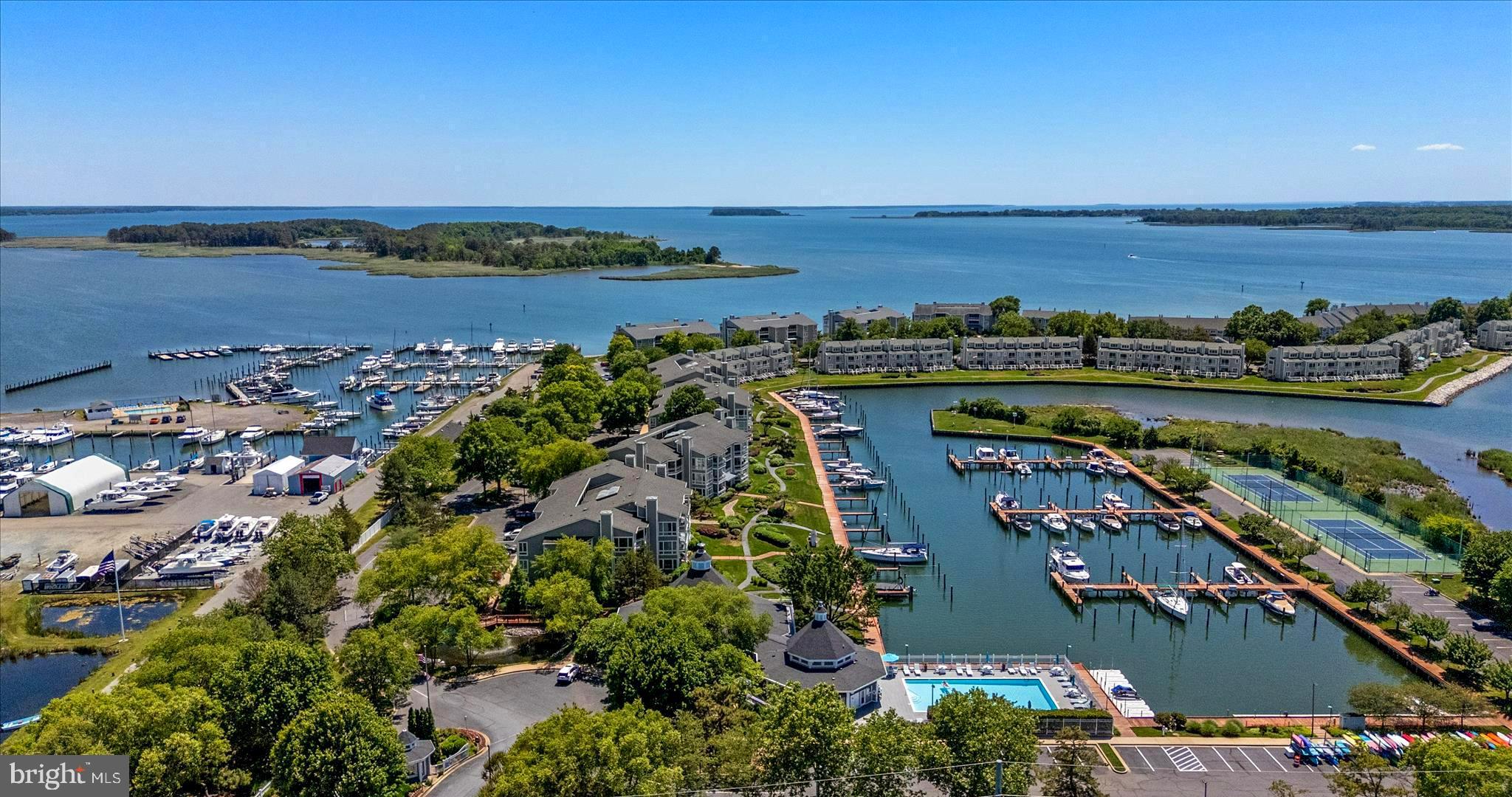 OYSTER COVE - Residential