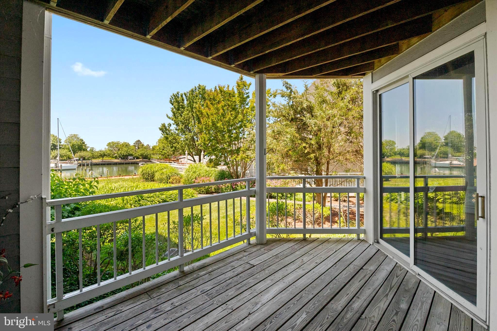 OYSTER COVE - Residential
