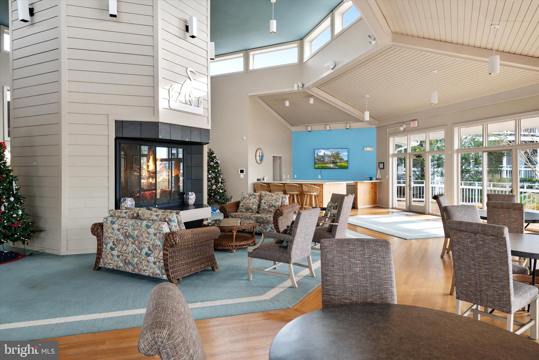 OYSTER COVE - Residential
