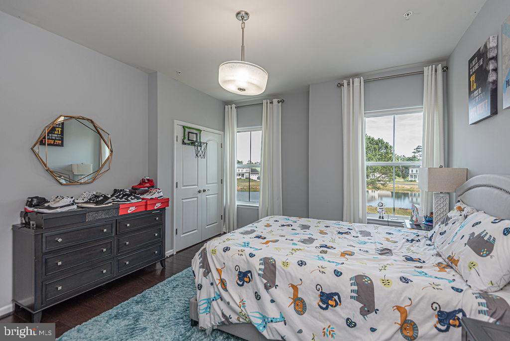 GLEN RIDDLE - Residential