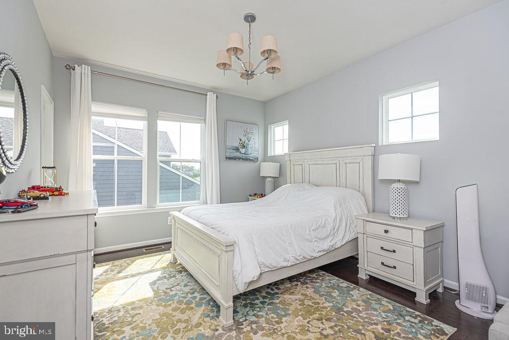 GLEN RIDDLE - Residential