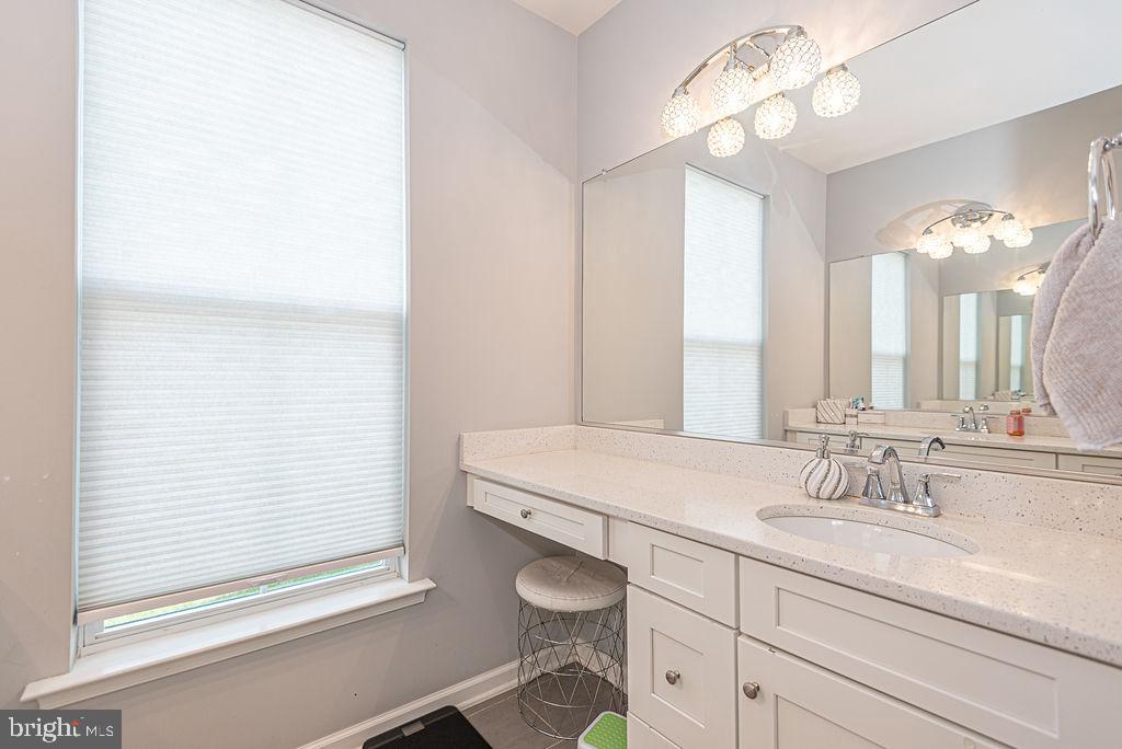 GLEN RIDDLE - Residential