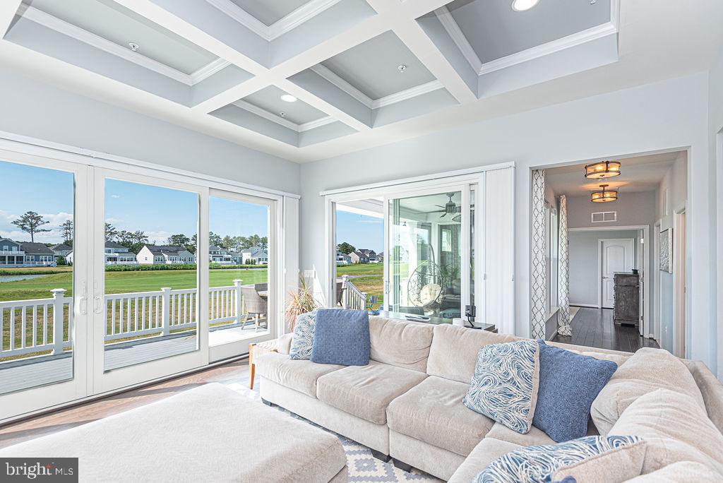 GLEN RIDDLE - Residential
