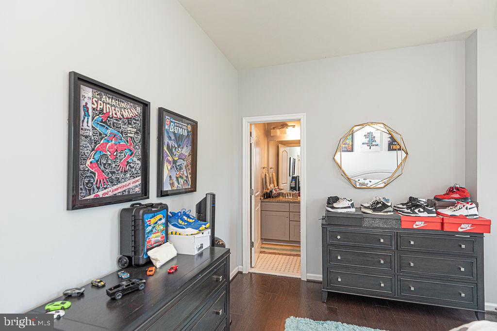 GLEN RIDDLE - Residential