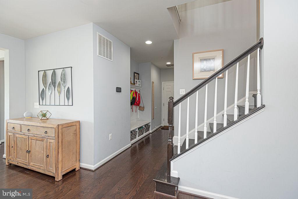 GLEN RIDDLE - Residential