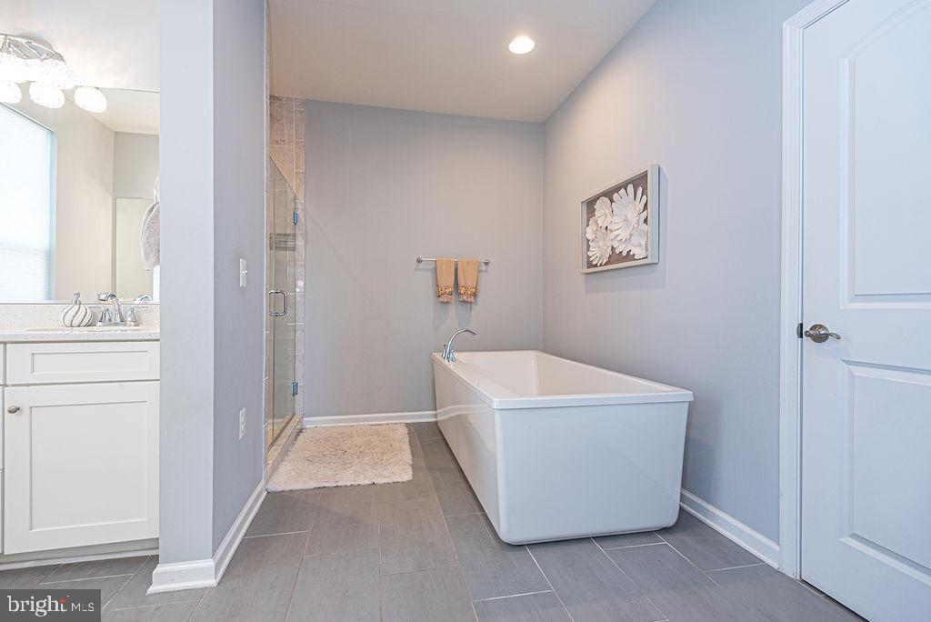 GLEN RIDDLE - Residential