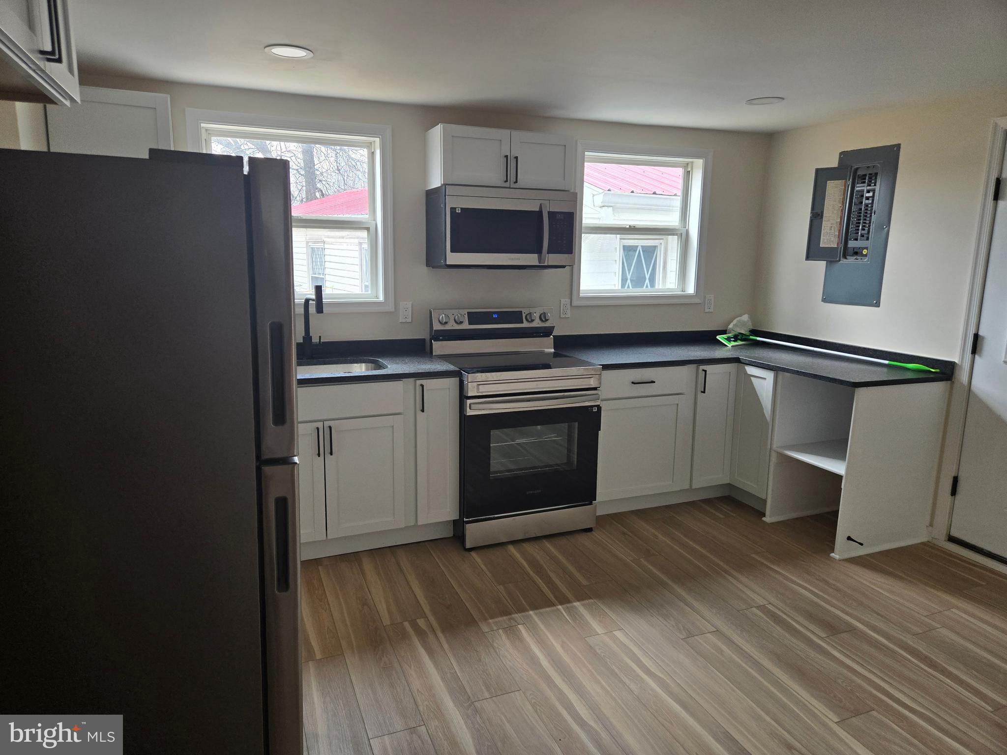 BUNKER HILL - Residential