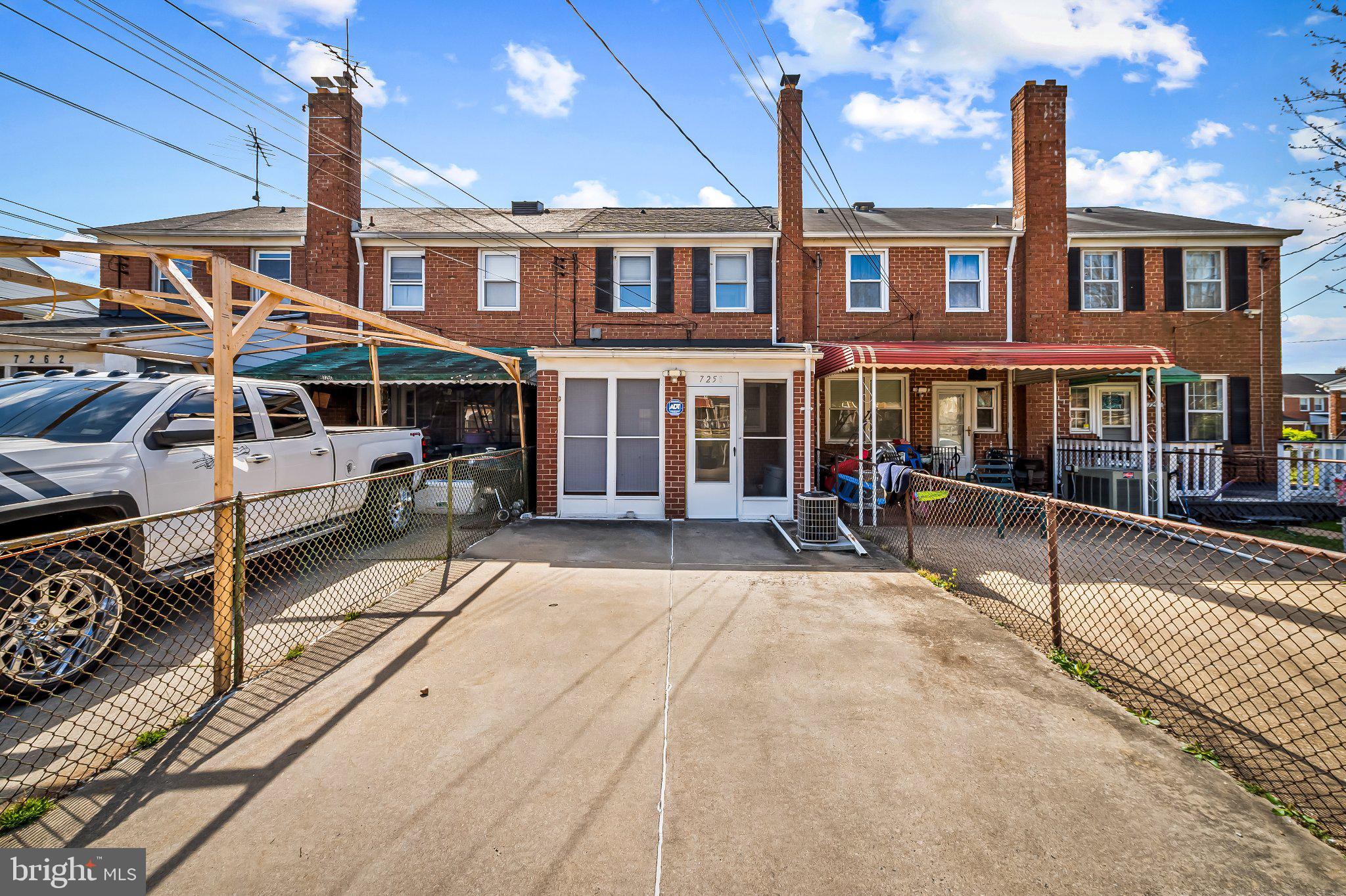 EASTWOOD - Residential