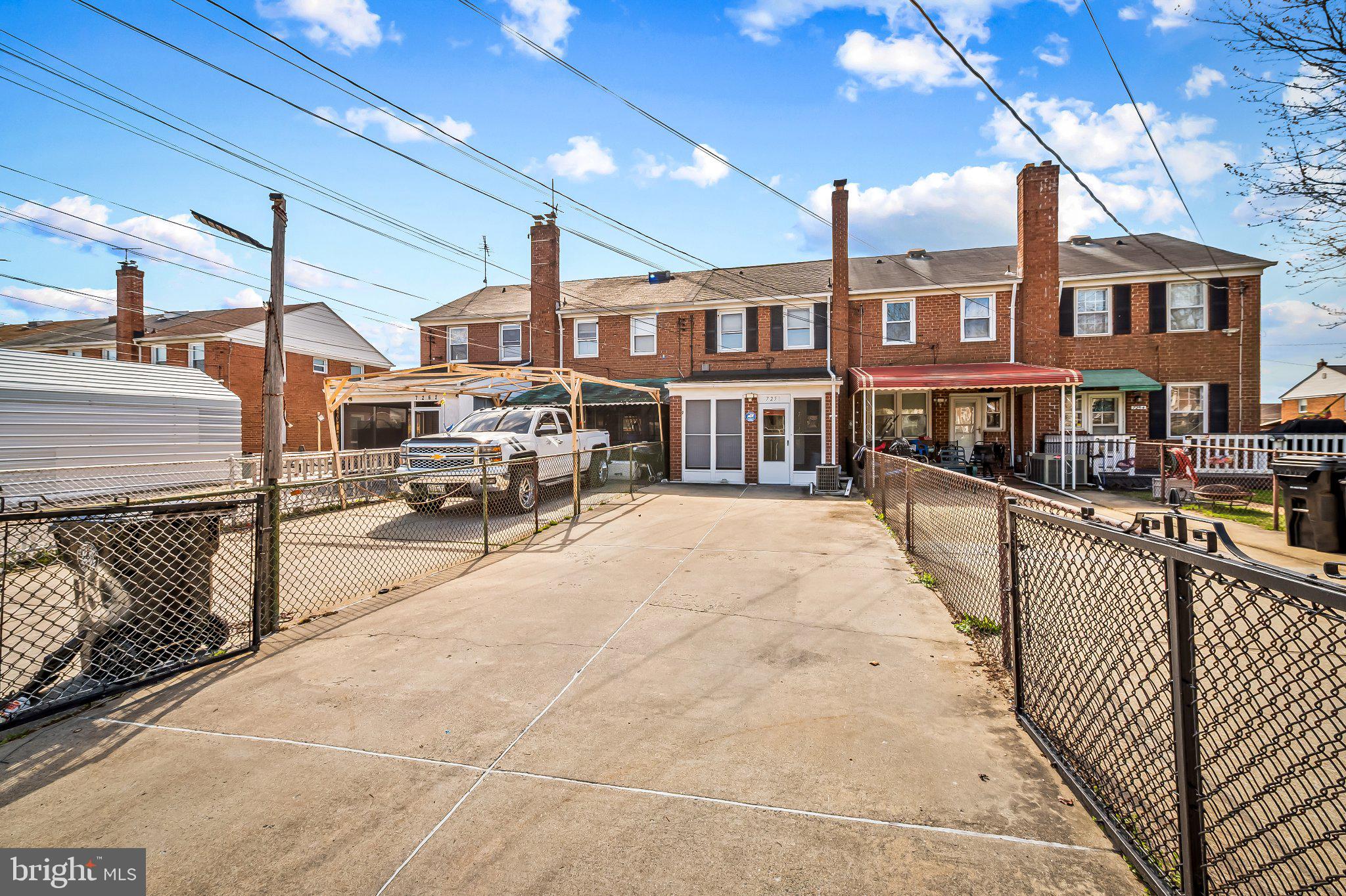 EASTWOOD - Residential