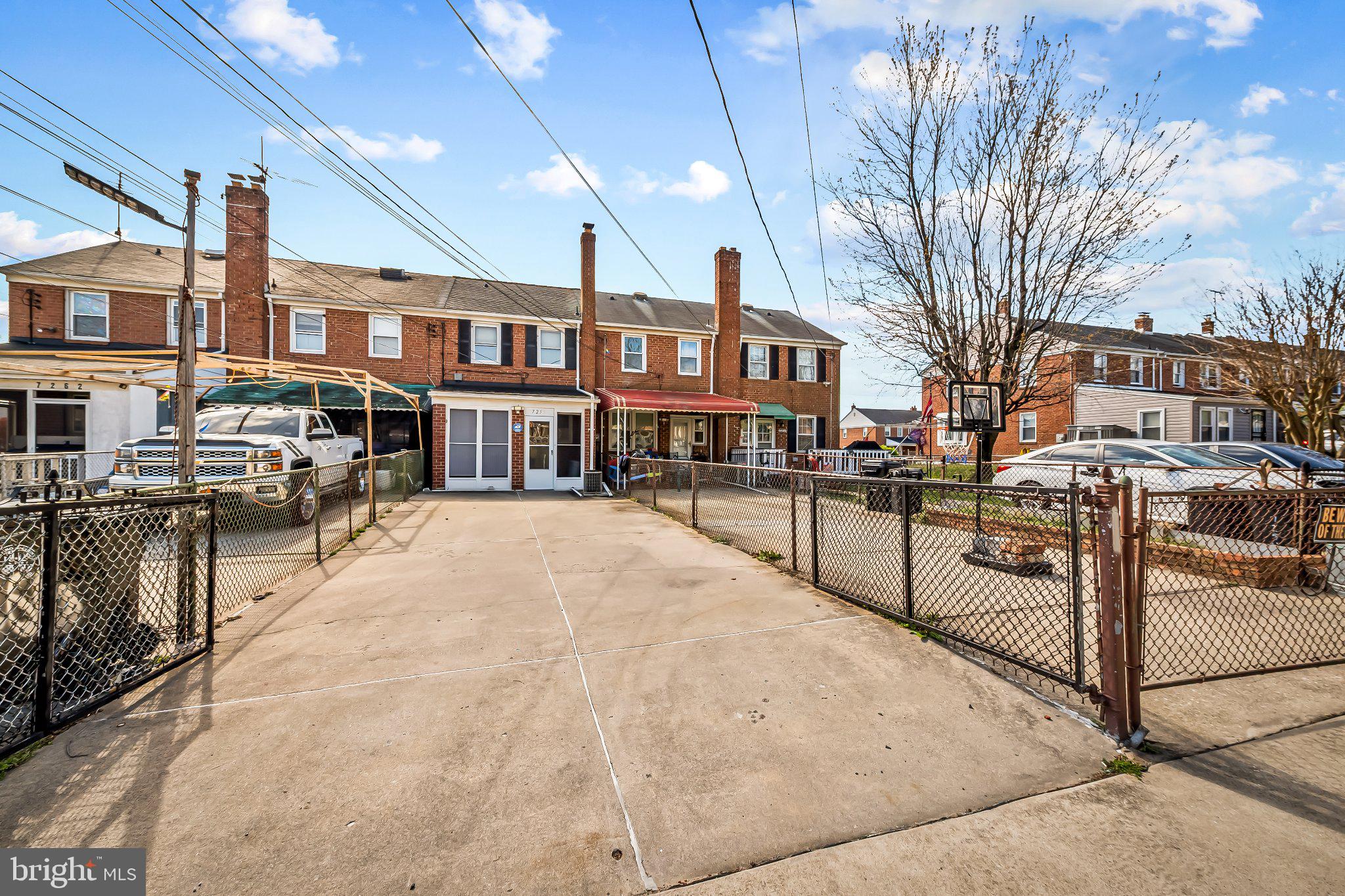 EASTWOOD - Residential