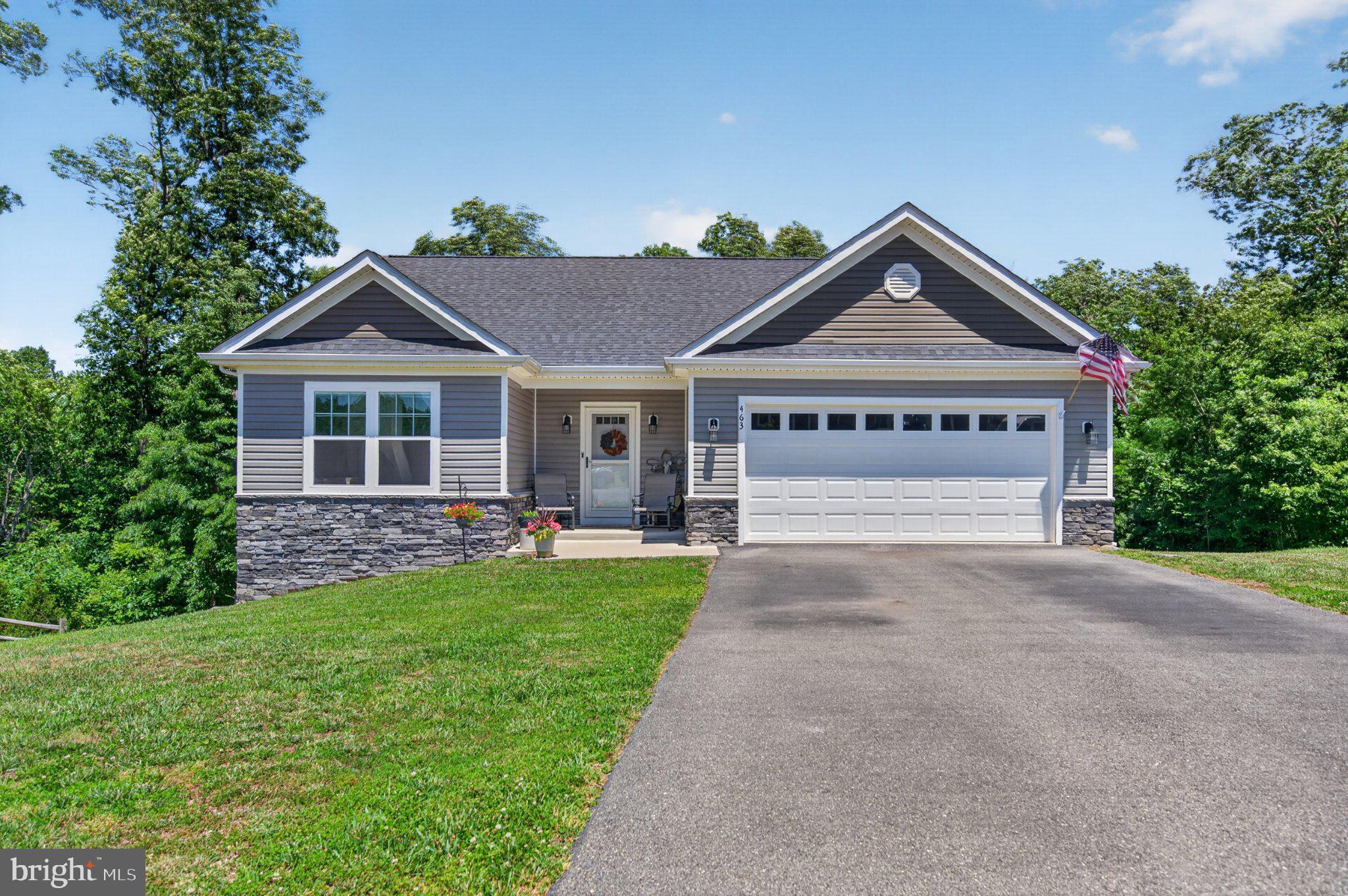 HICKORY RUN II - Residential