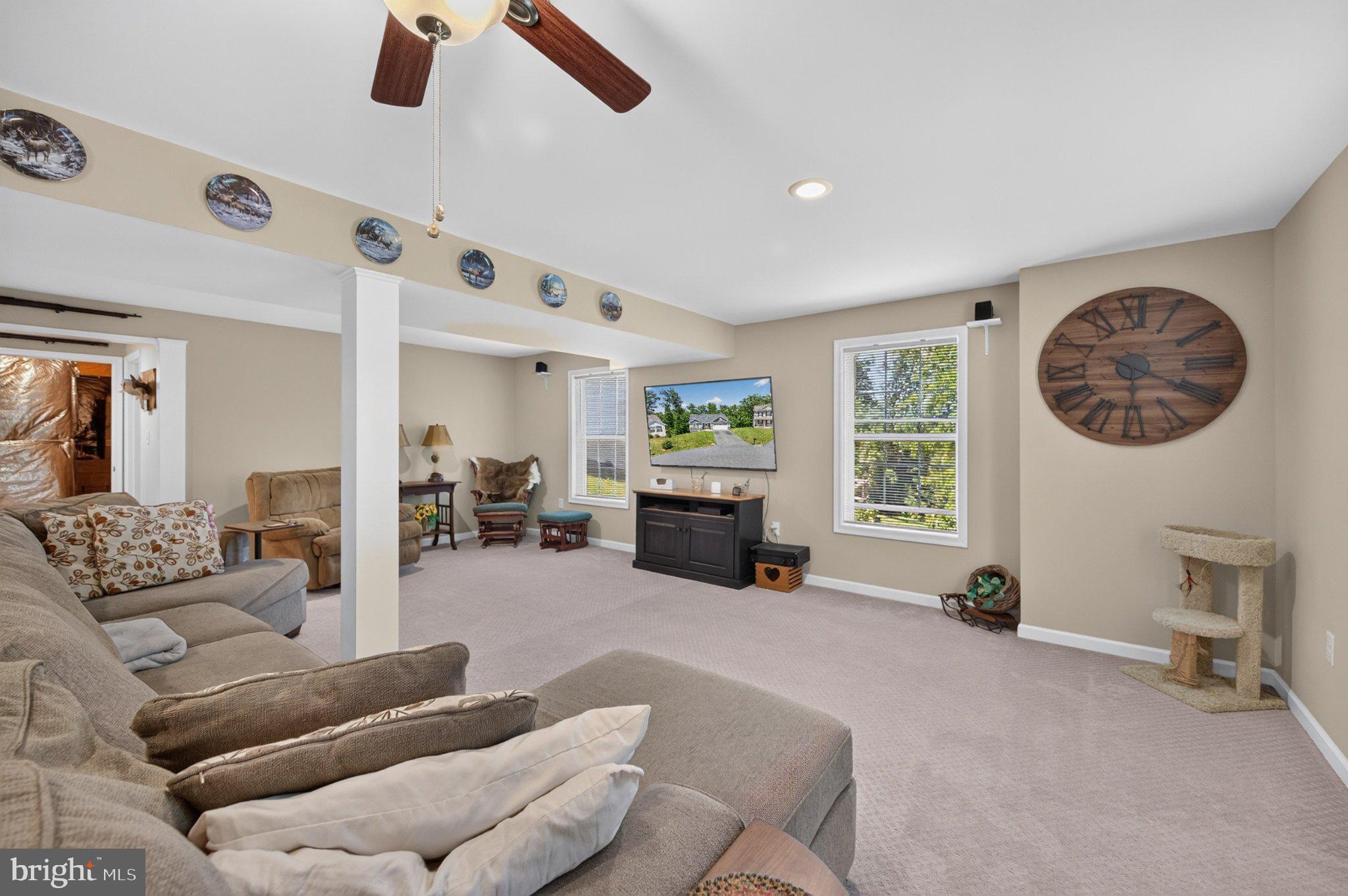 HICKORY RUN II - Residential