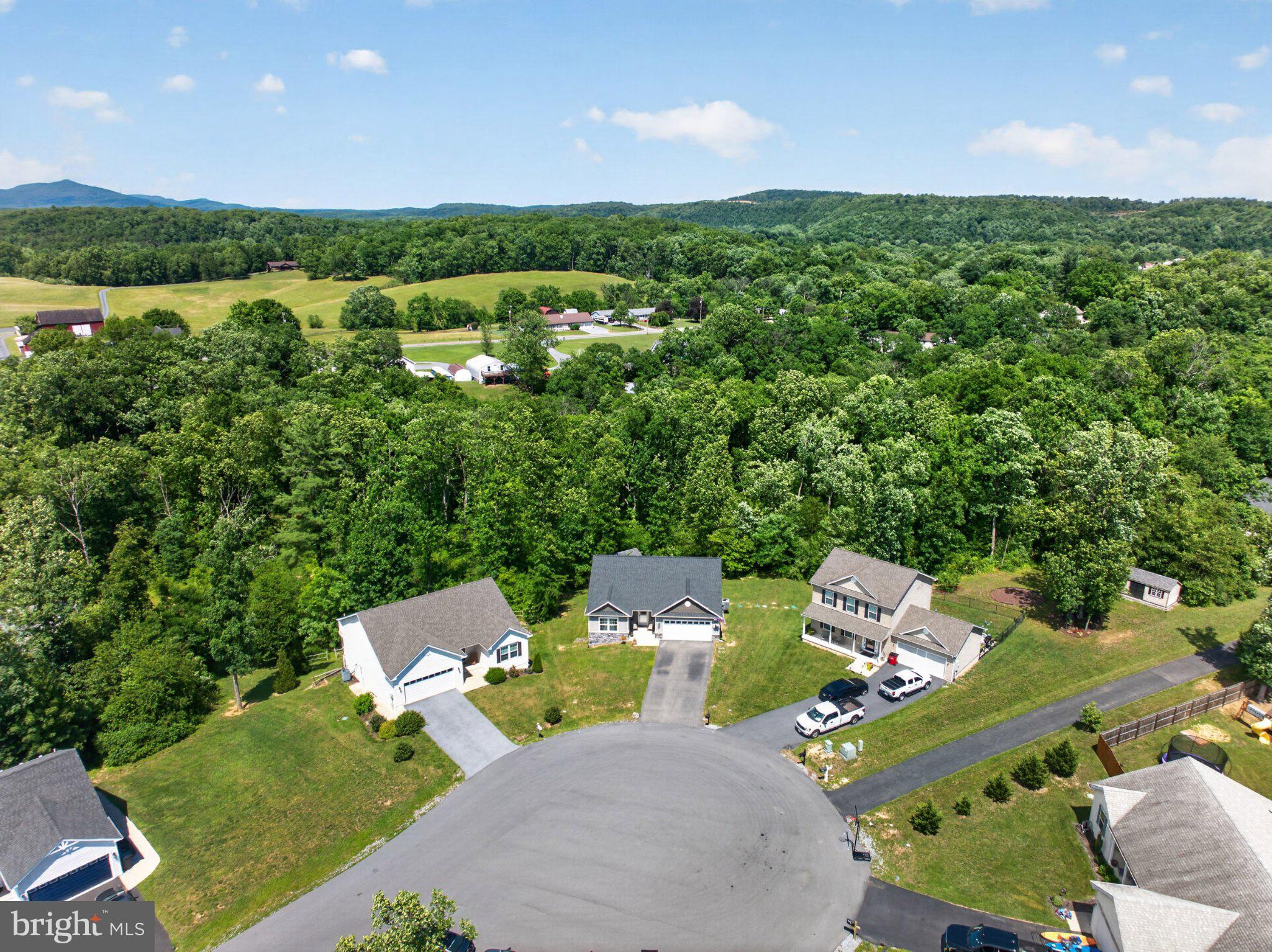 HICKORY RUN II - Residential
