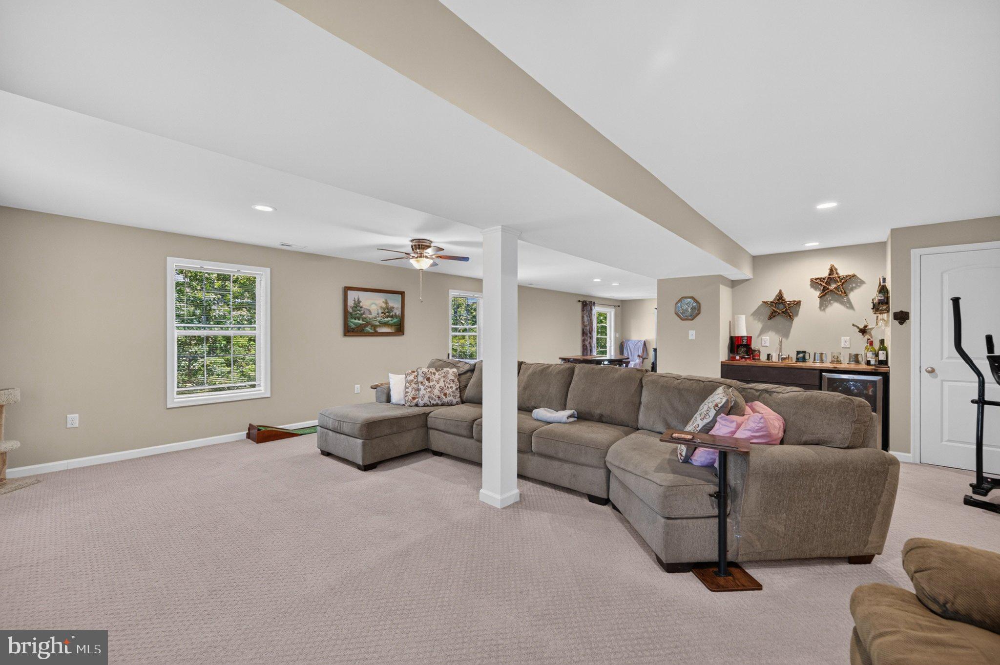HICKORY RUN II - Residential