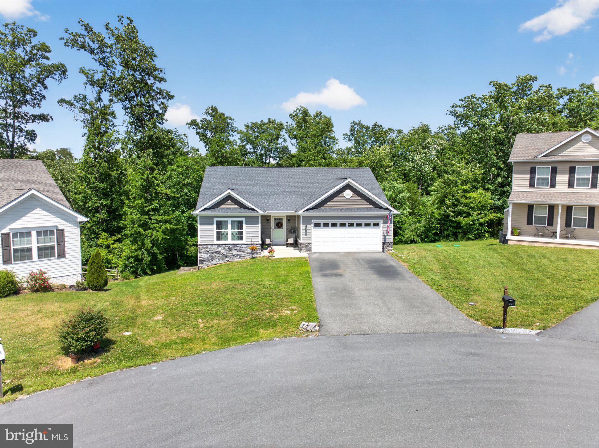 HICKORY RUN II - Residential