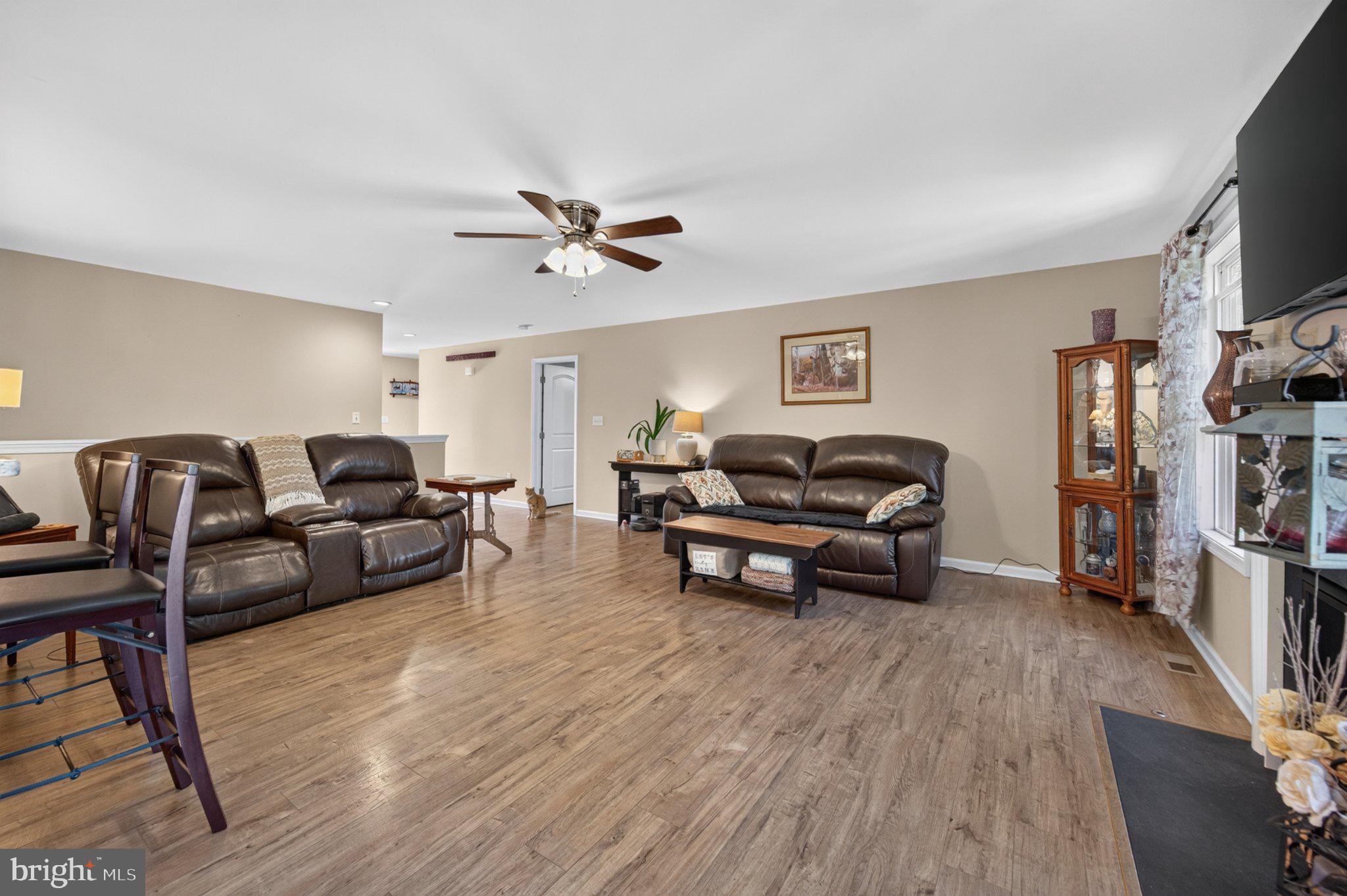 HICKORY RUN II - Residential