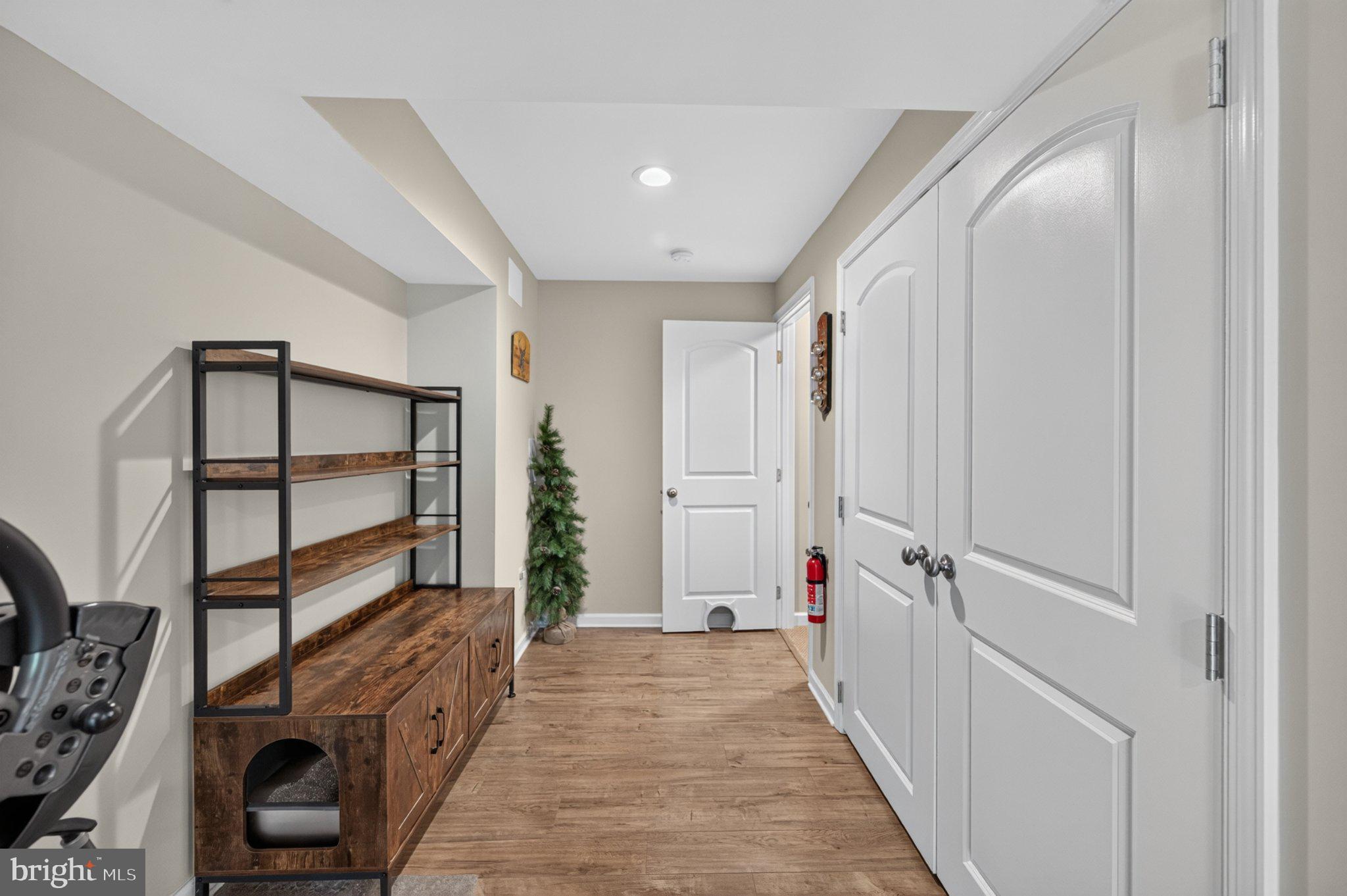 HICKORY RUN II - Residential