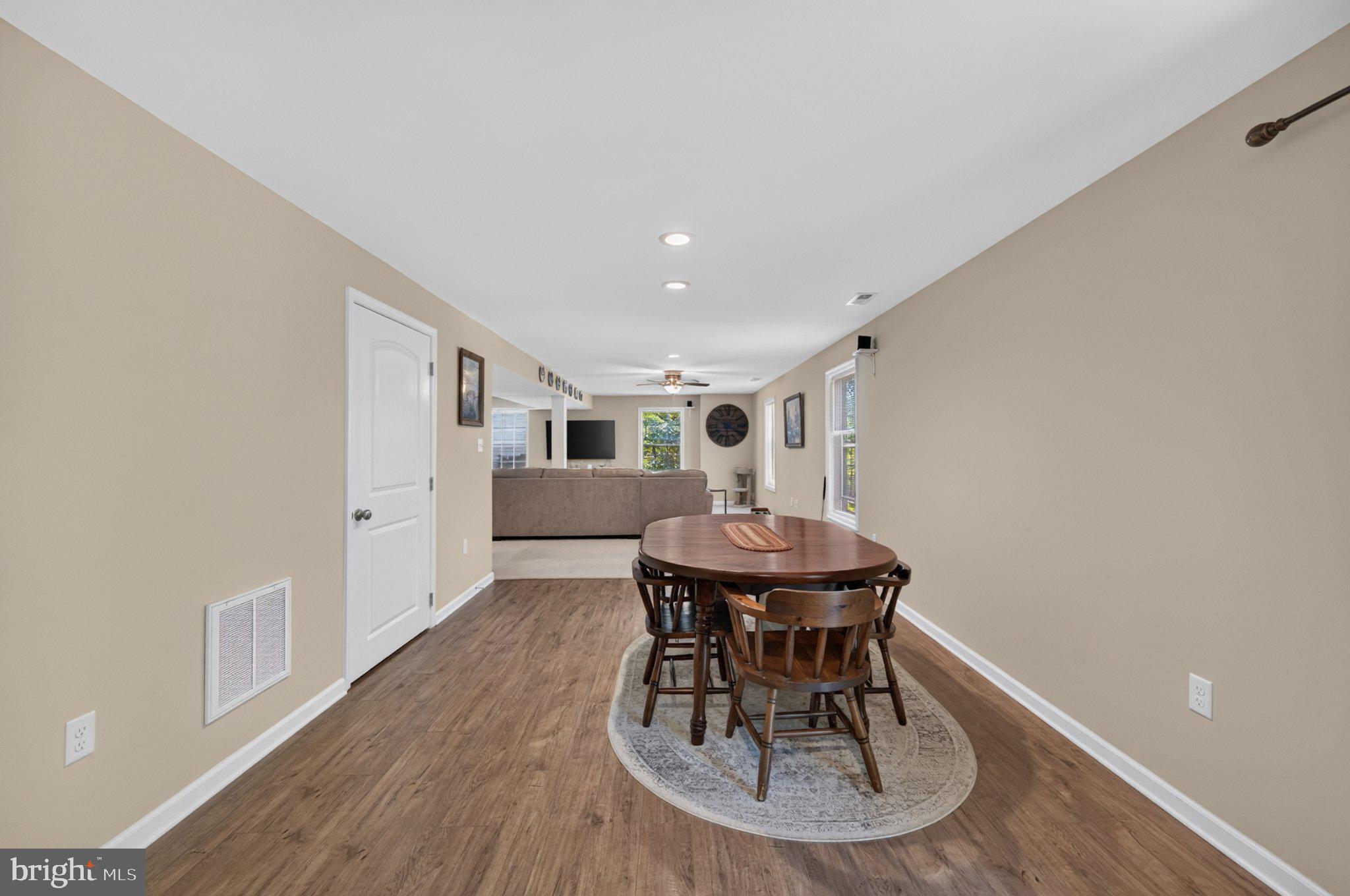 HICKORY RUN II - Residential