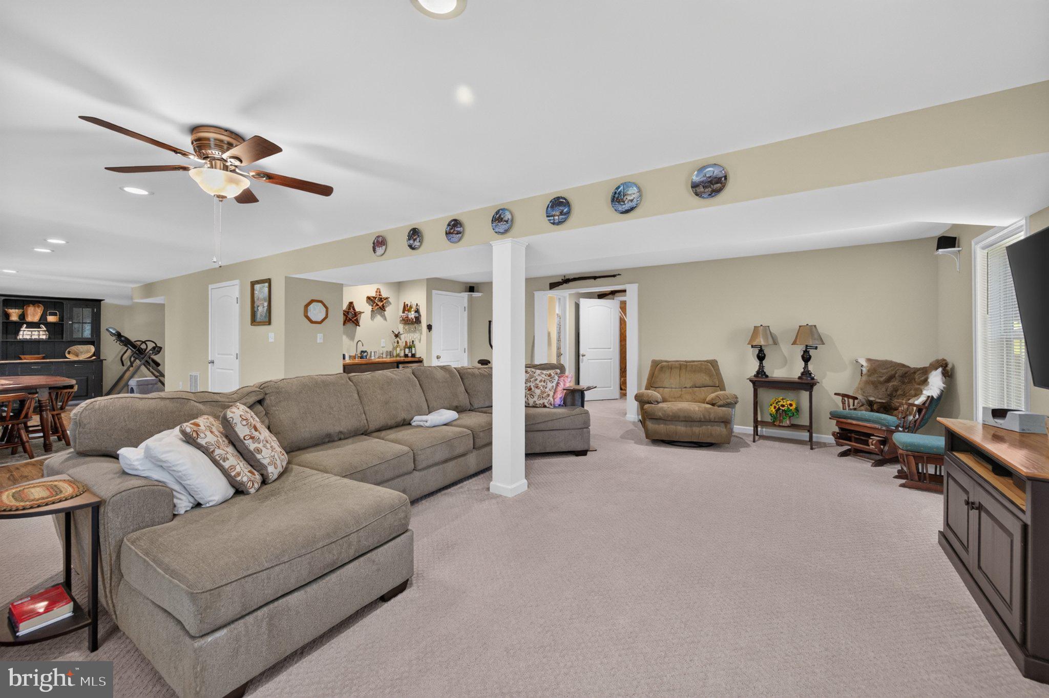 HICKORY RUN II - Residential