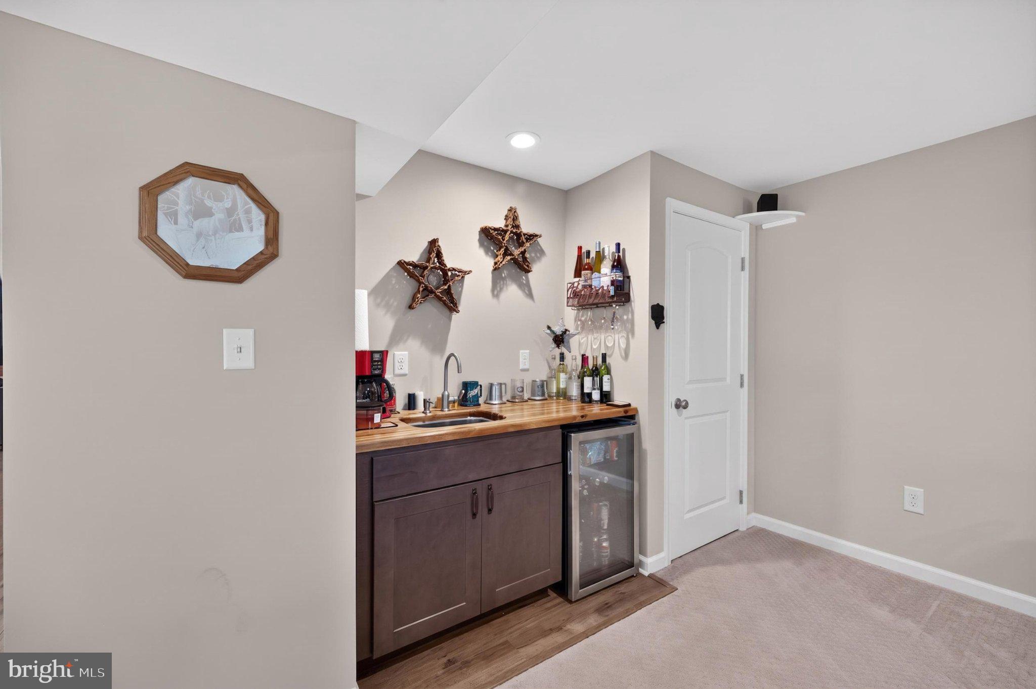 HICKORY RUN II - Residential