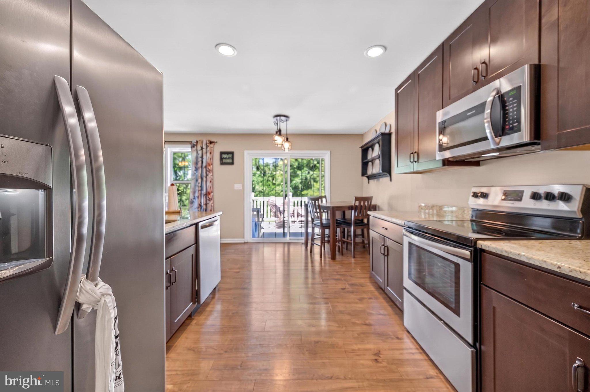 HICKORY RUN II - Residential