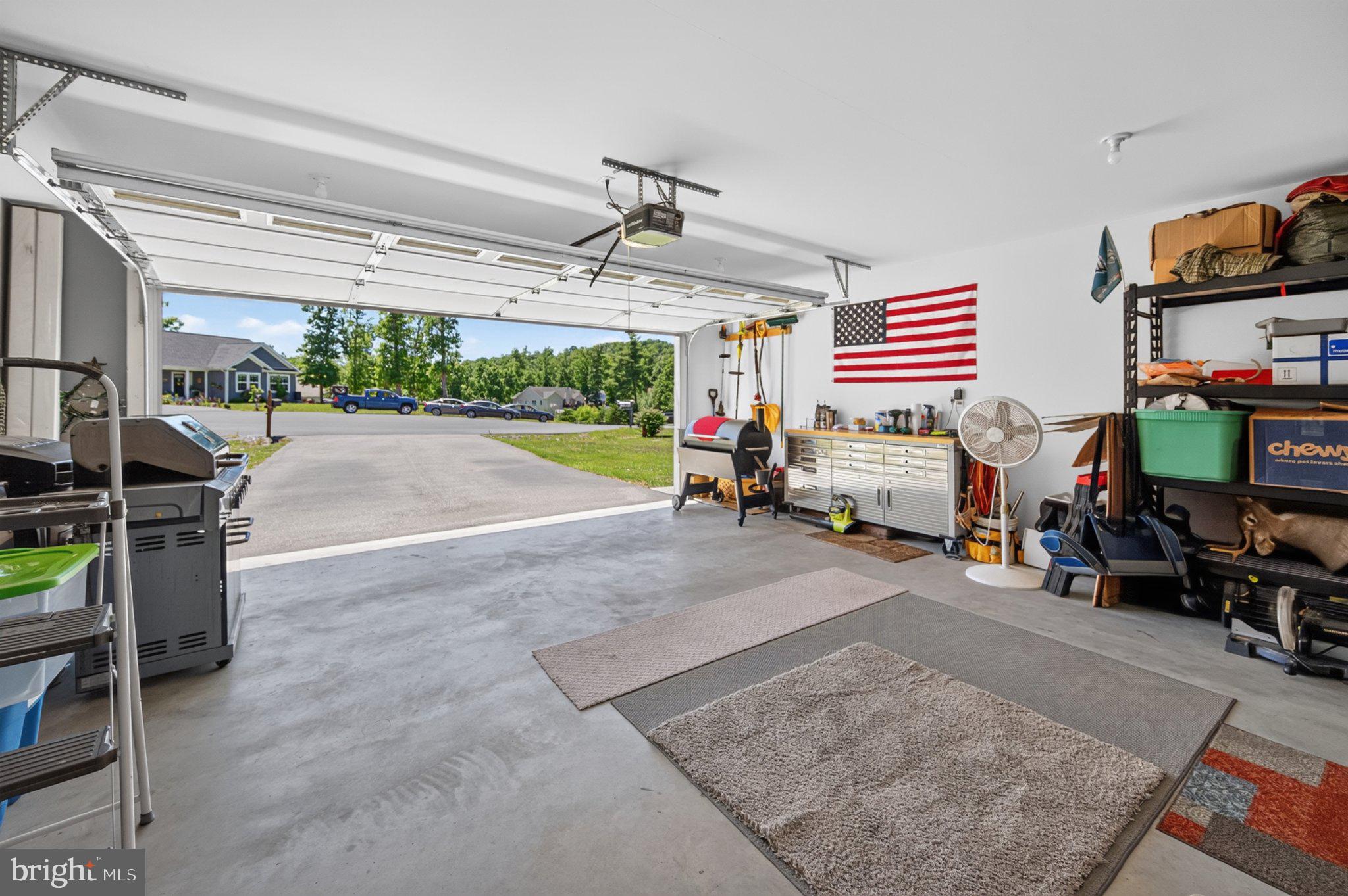 HICKORY RUN II - Residential