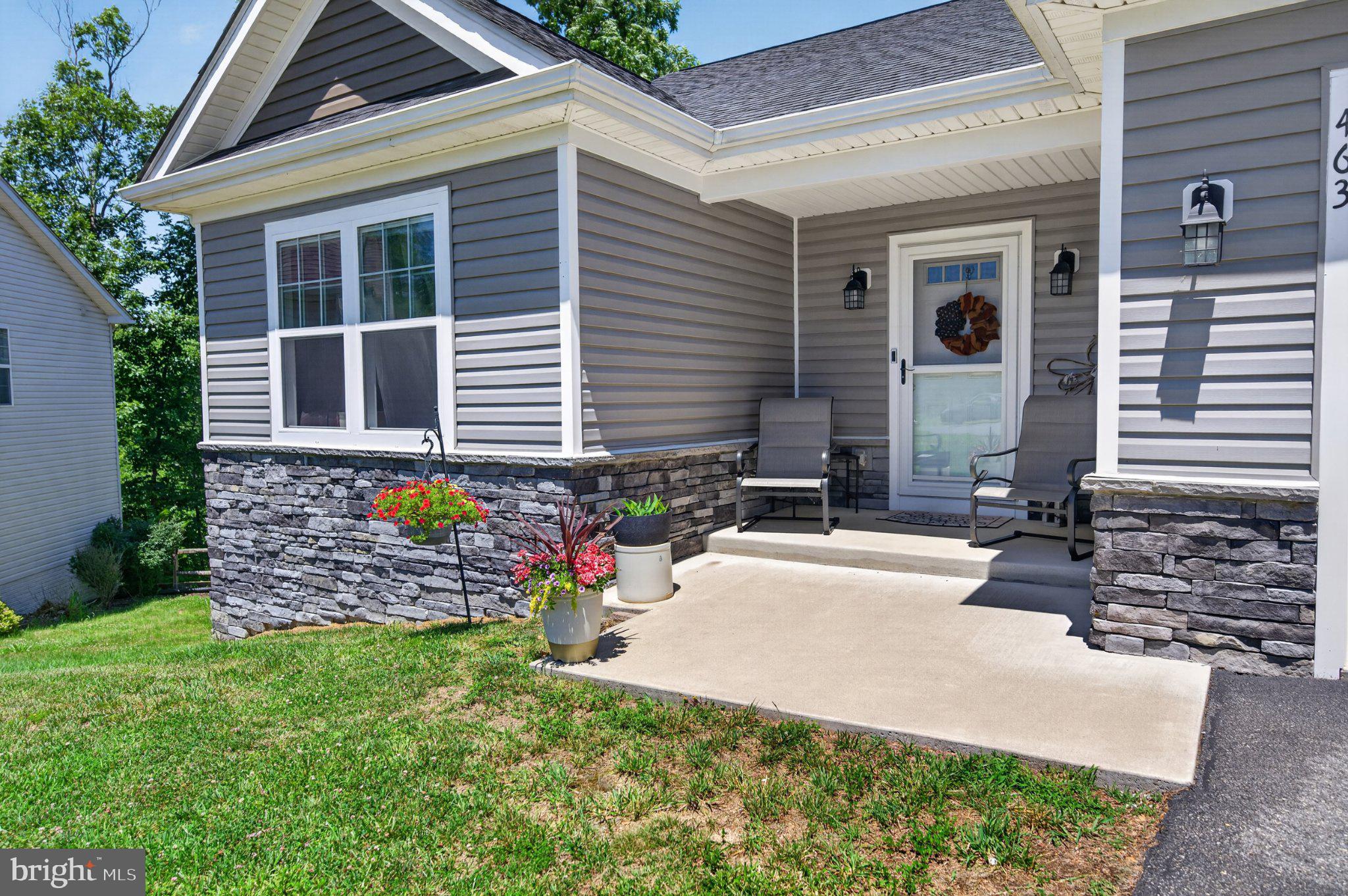HICKORY RUN II - Residential